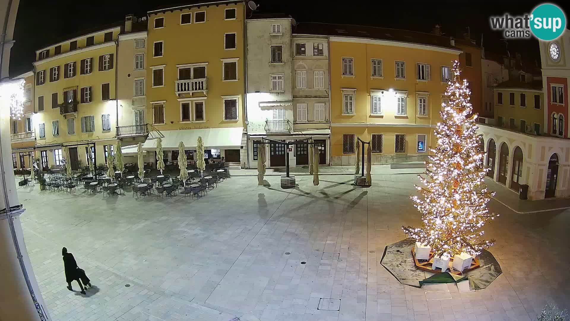 Spletna kamera Rovinj Center – Glavni trg