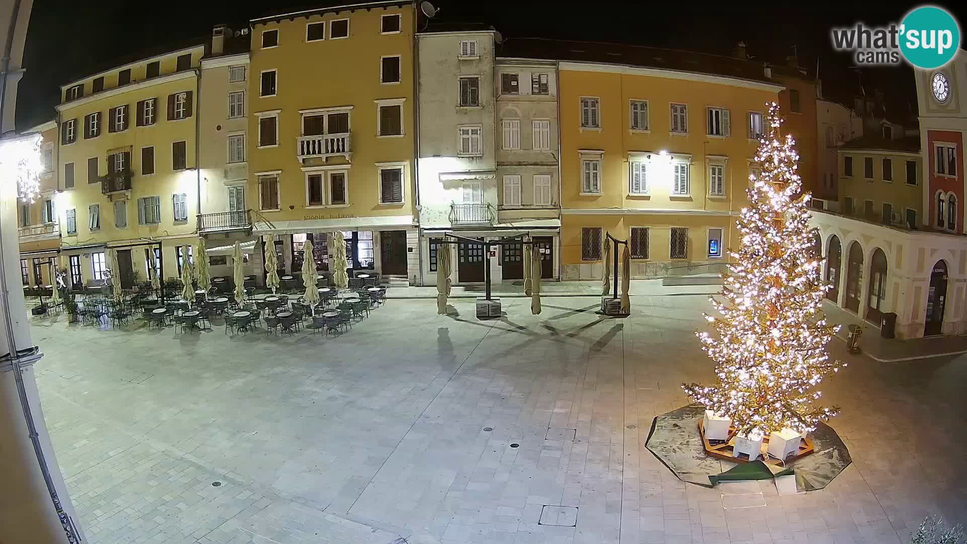Spletna kamera Rovinj Center – Glavni trg