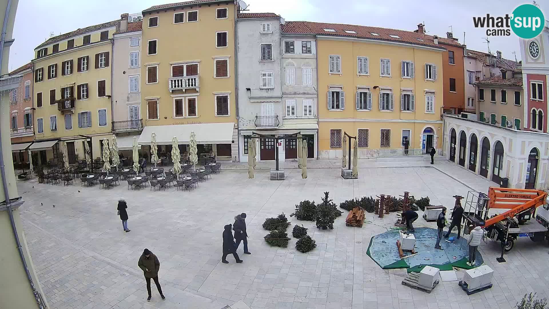 Spletna kamera Rovinj Center – Glavni trg