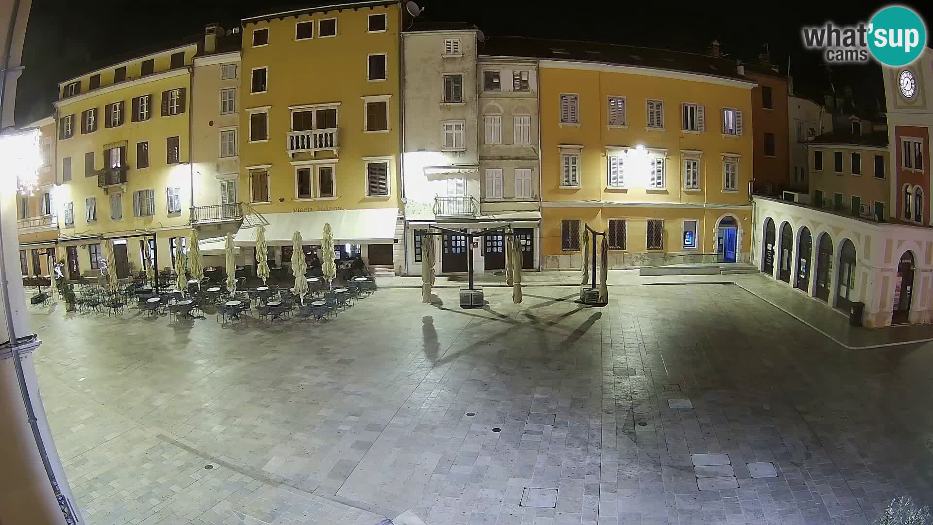 Spletna kamera Rovinj Center – Glavni trg