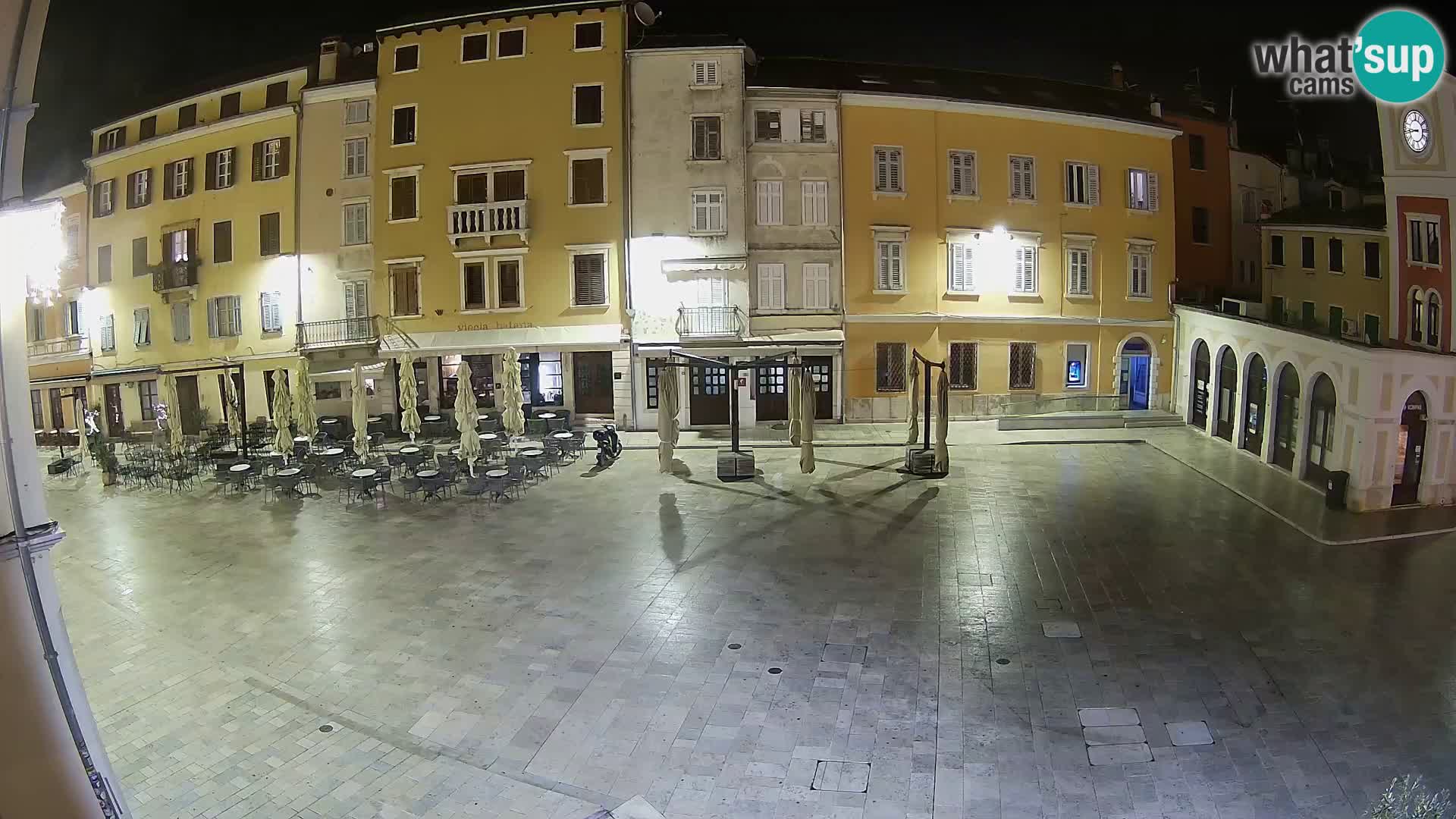 Spletna kamera Rovinj Center – Glavni trg