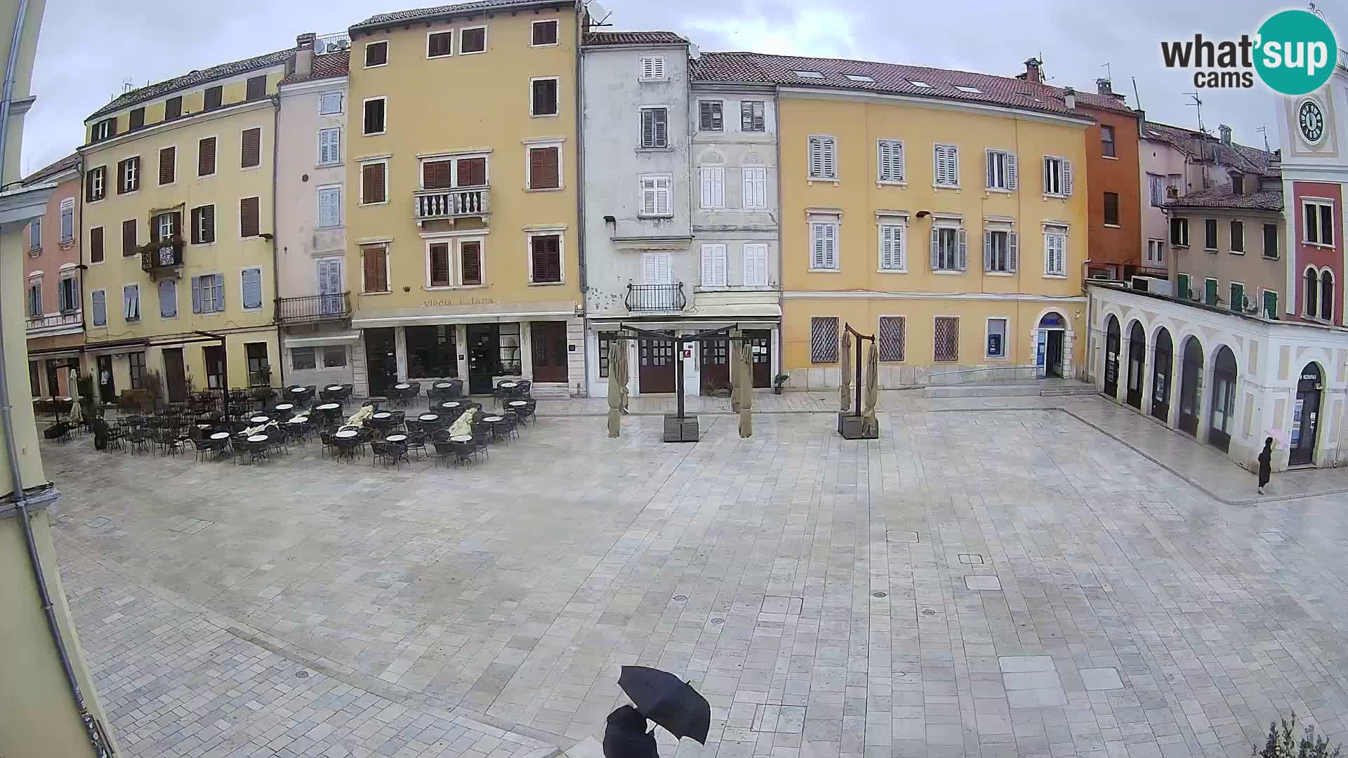 Spletna kamera Rovinj Center – Glavni trg