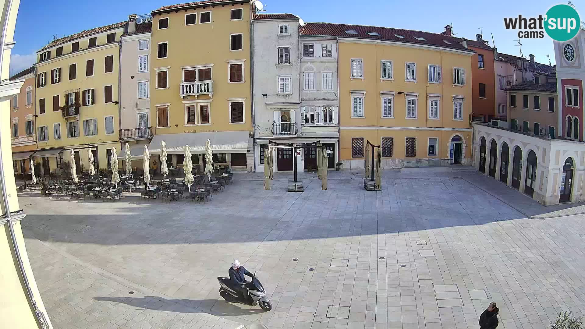 Spletna kamera Rovinj Center – Glavni trg