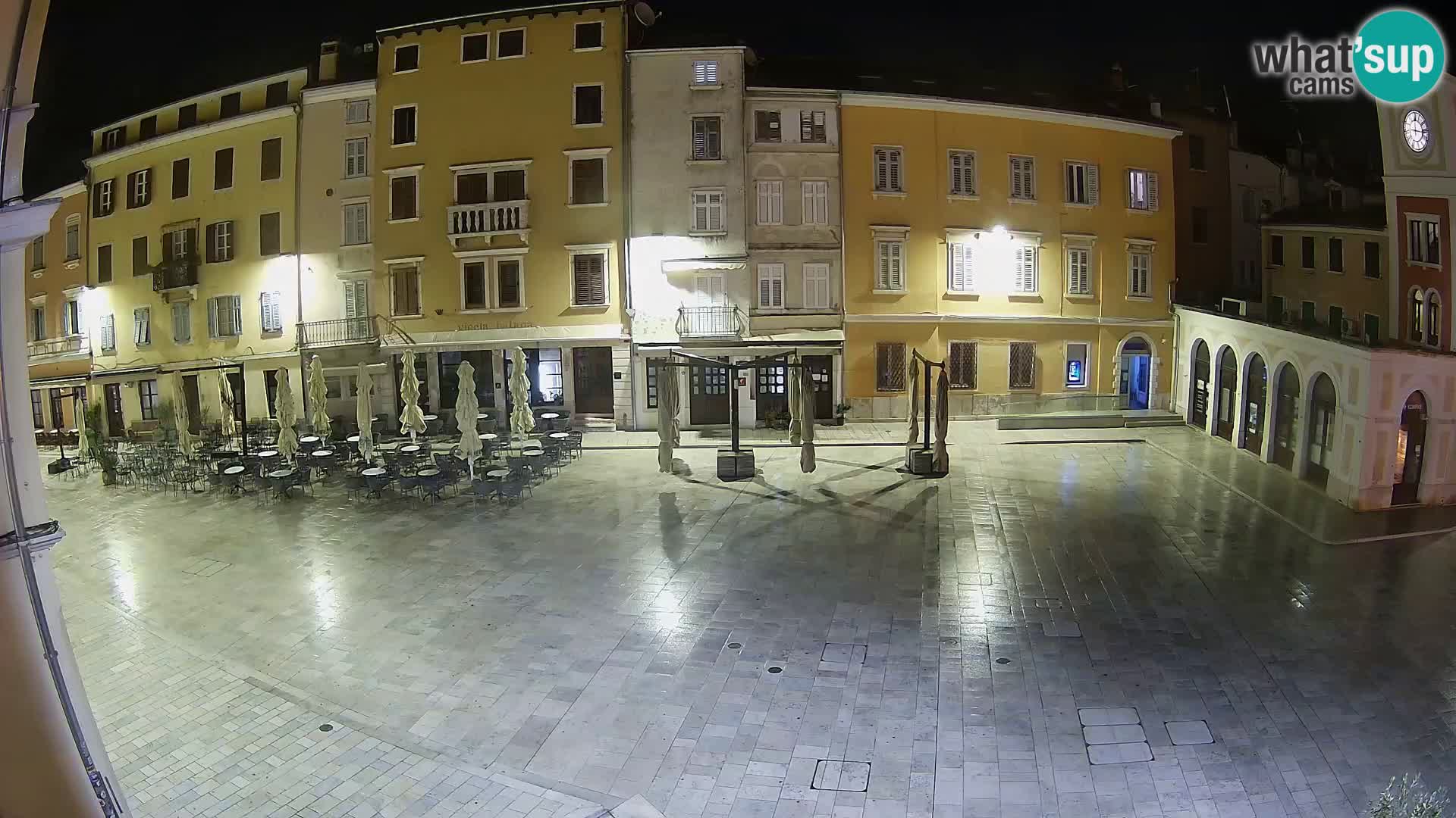 Spletna kamera Rovinj Center – Glavni trg