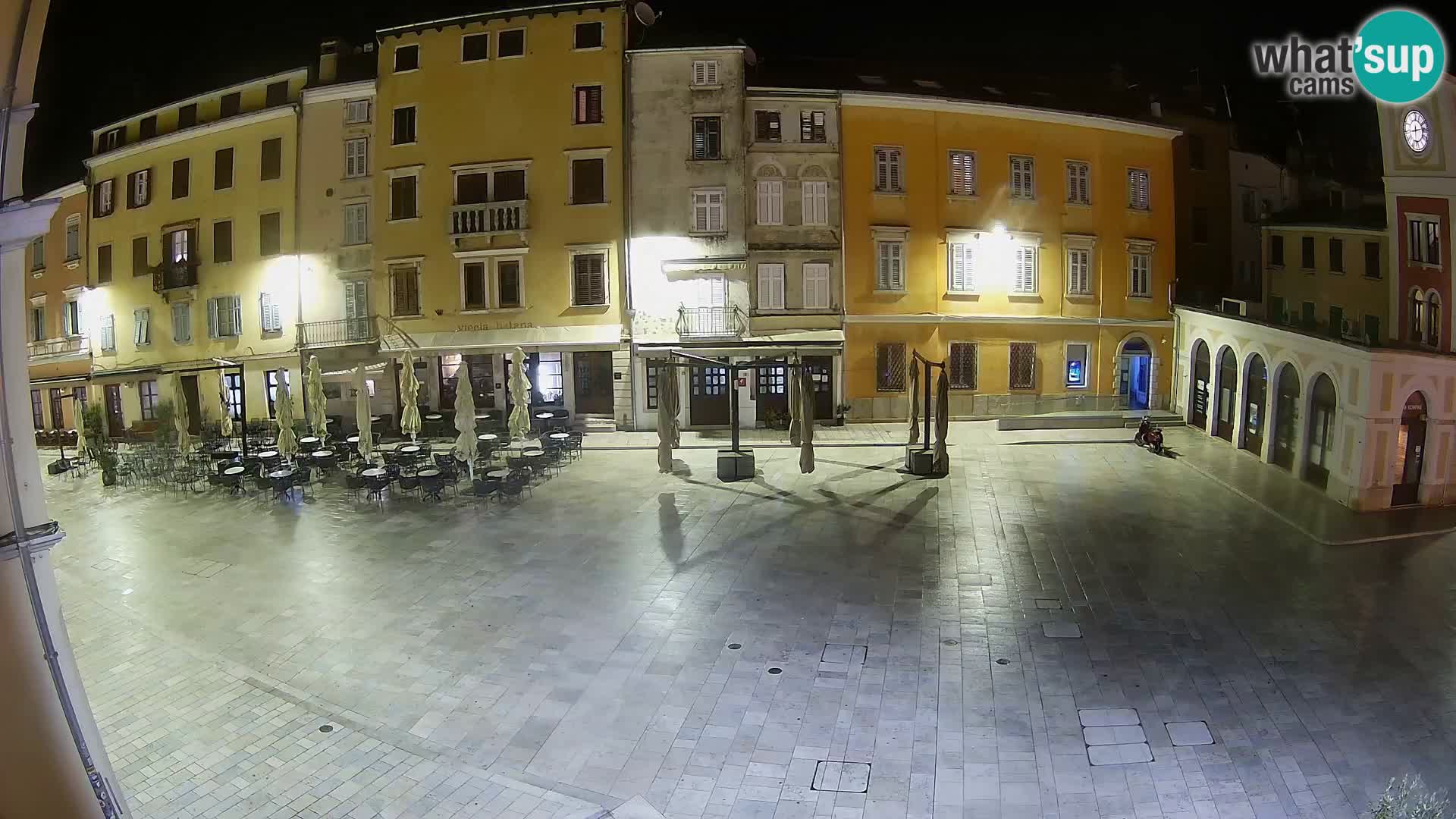 Spletna kamera Rovinj Center – Glavni trg