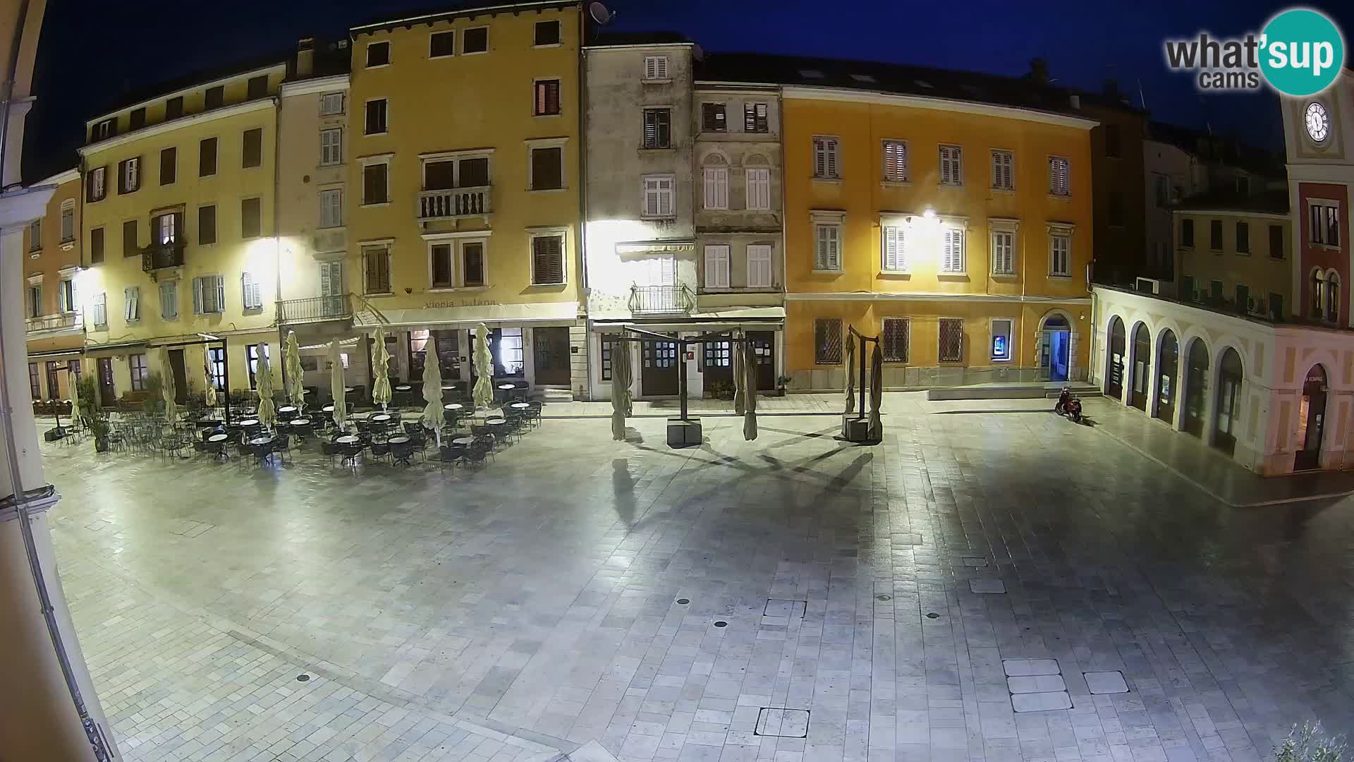 Spletna kamera Rovinj Center – Glavni trg