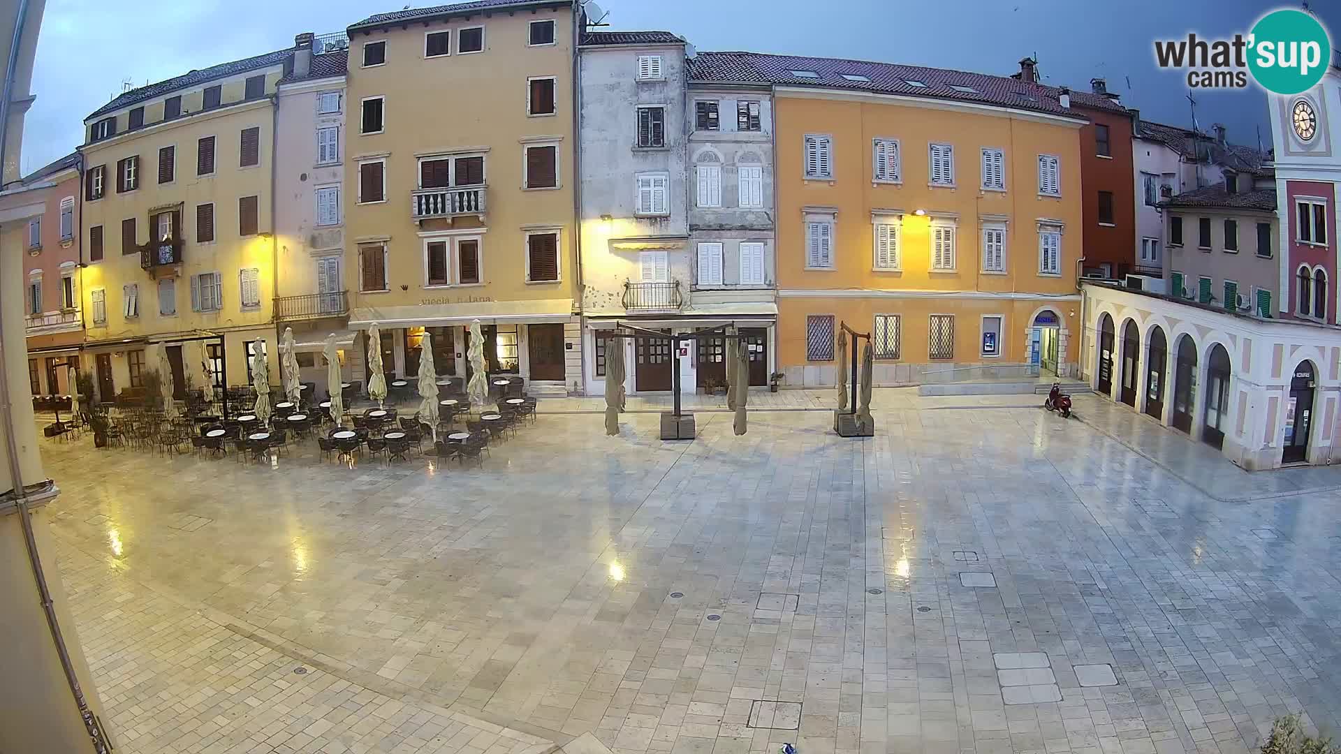 Spletna kamera Rovinj Center – Glavni trg