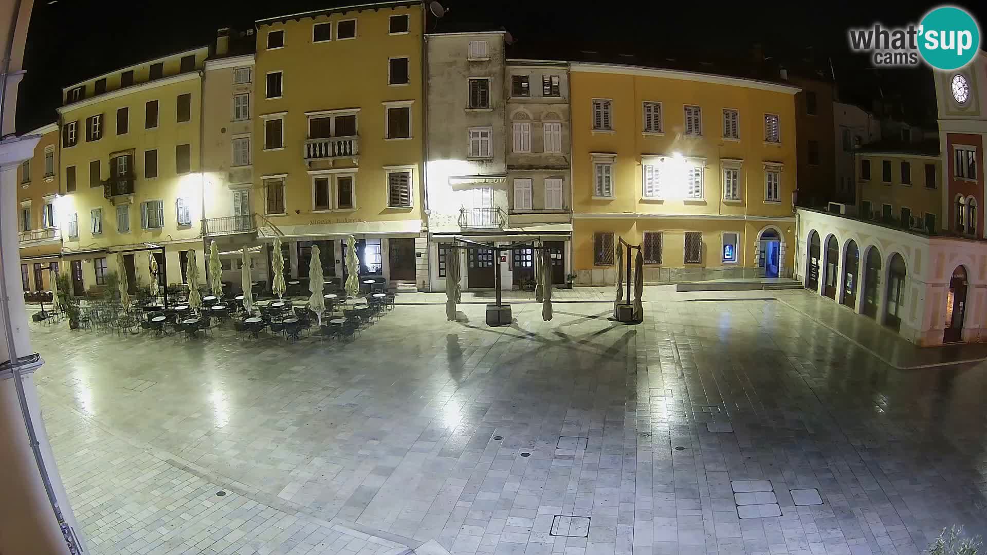 Spletna kamera Rovinj Center – Glavni trg