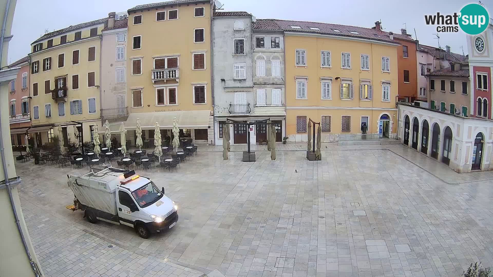 Spletna kamera Rovinj Center – Glavni trg
