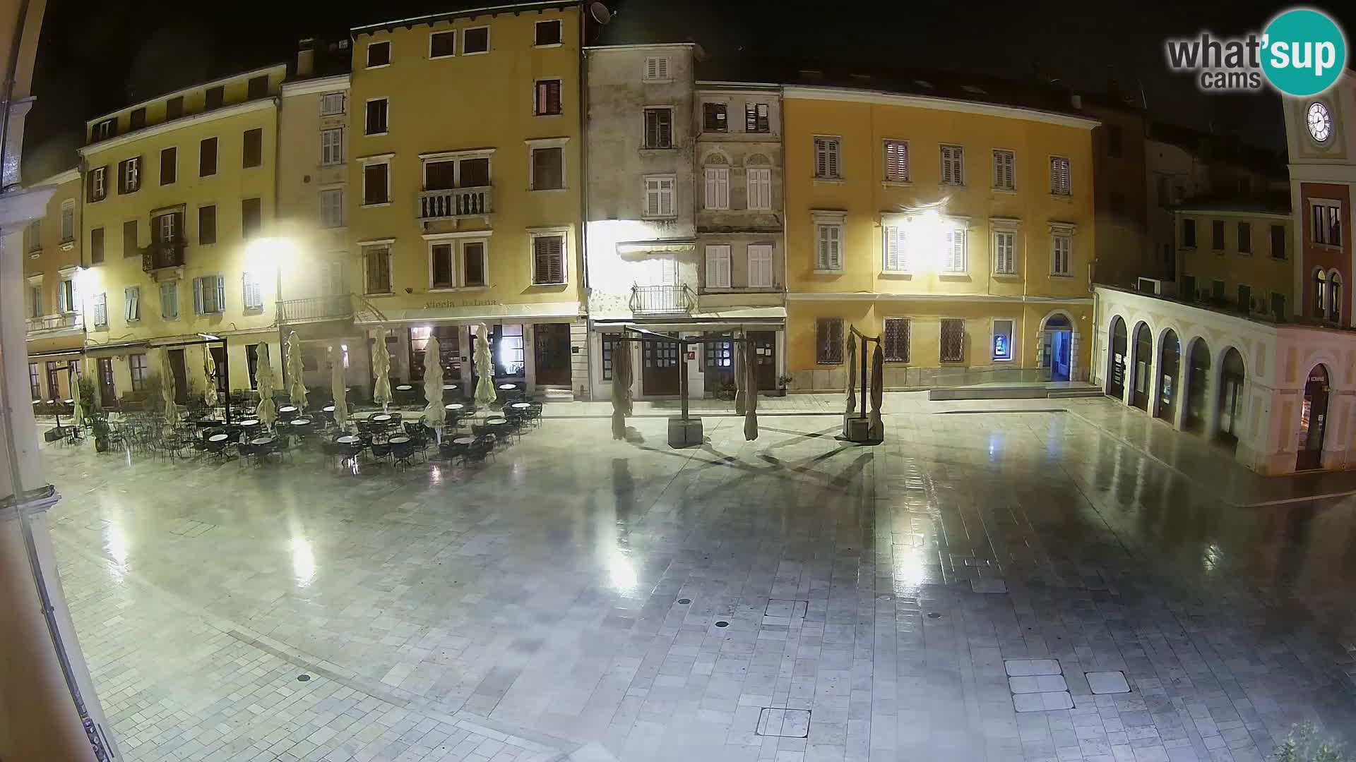 Spletna kamera Rovinj Center – Glavni trg