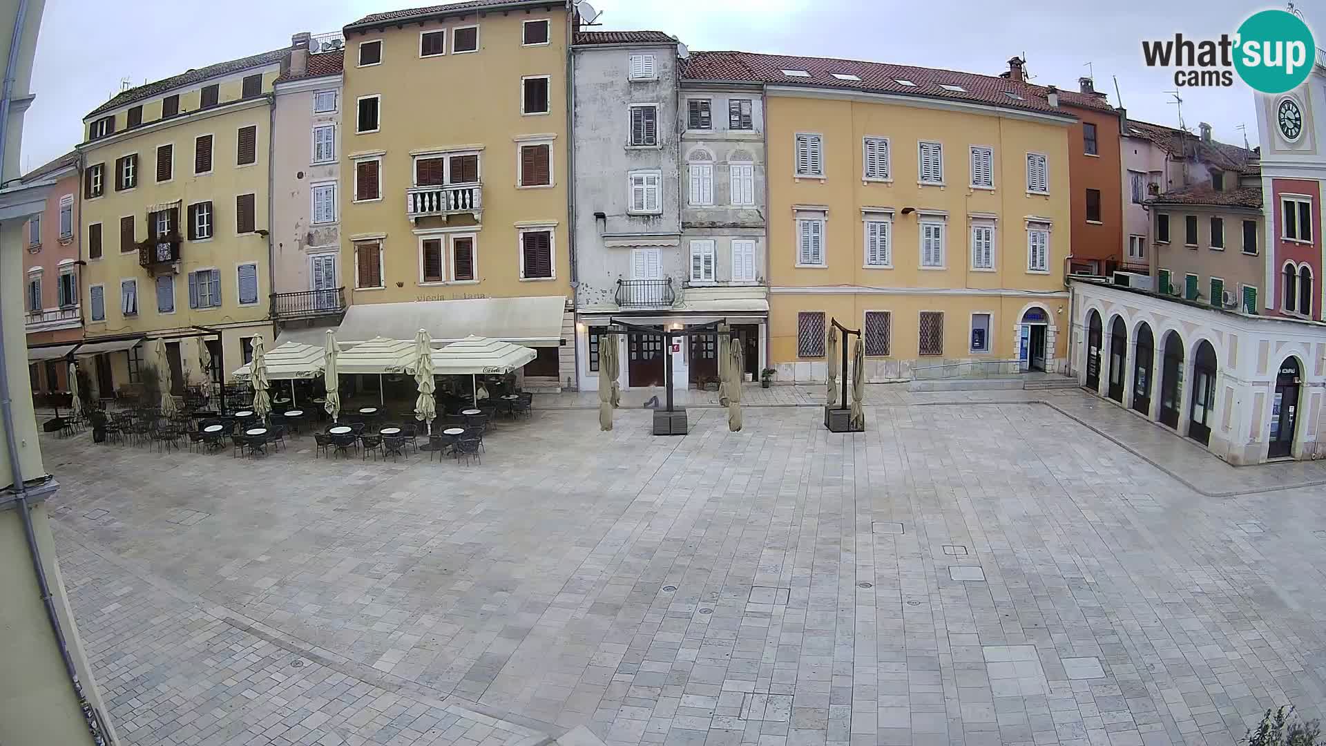Spletna kamera Rovinj Center – Glavni trg