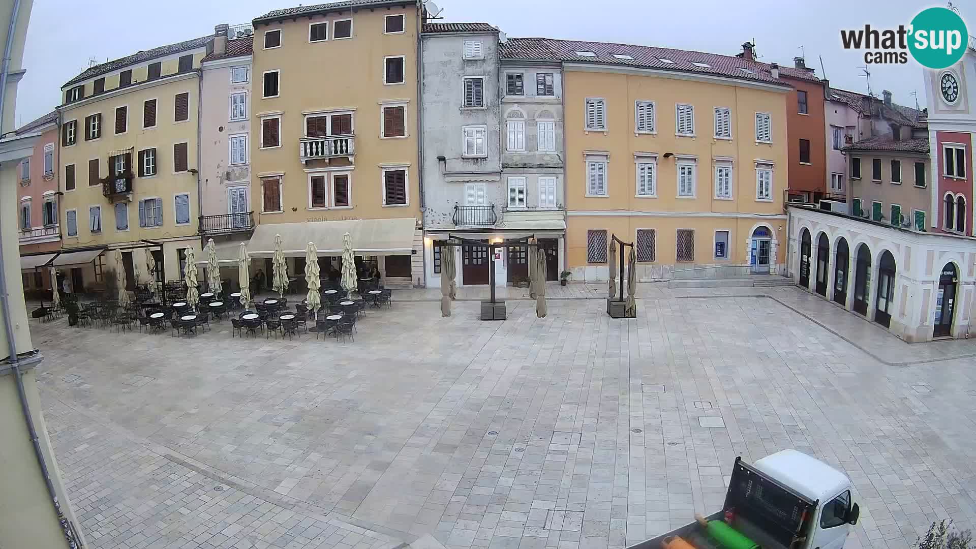 Webcam Rovinj Zentrum – Hauptplatz in Echtzeit