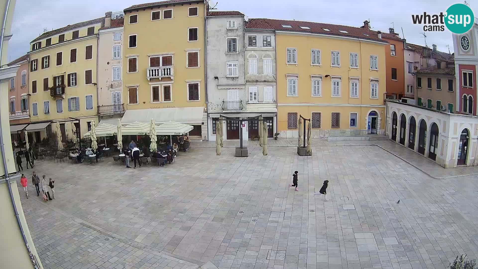 Spletna kamera Rovinj Center – Glavni trg