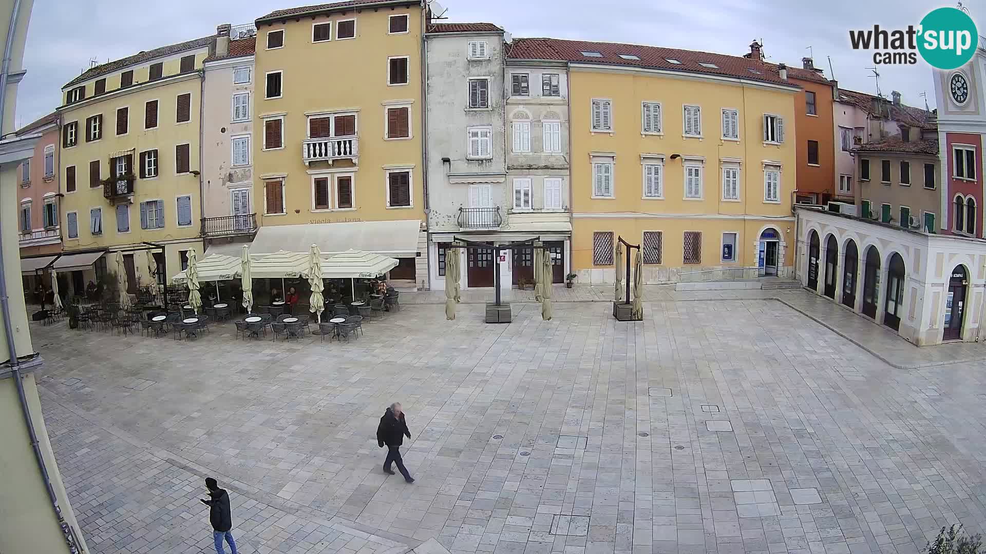 Spletna kamera Rovinj Center – Glavni trg