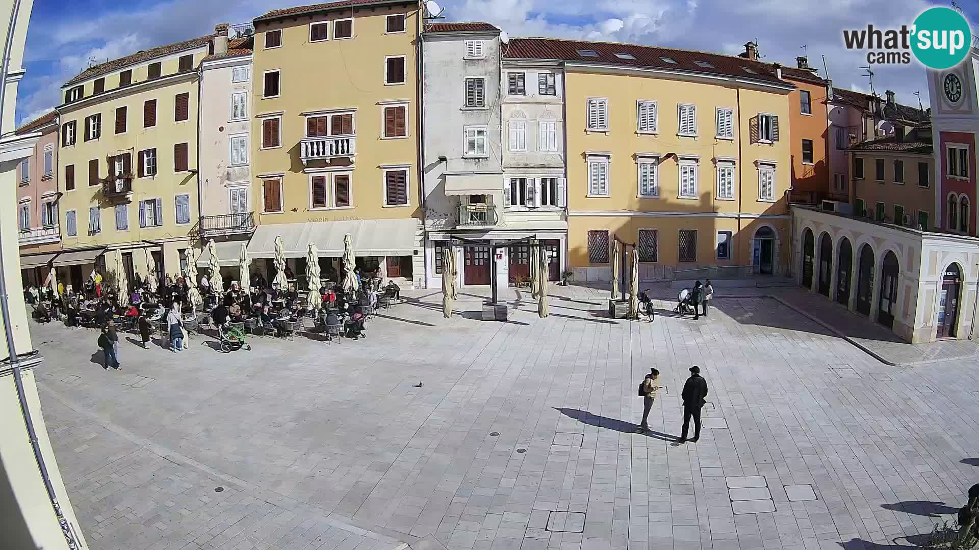 Spletna kamera Rovinj Center – Glavni trg