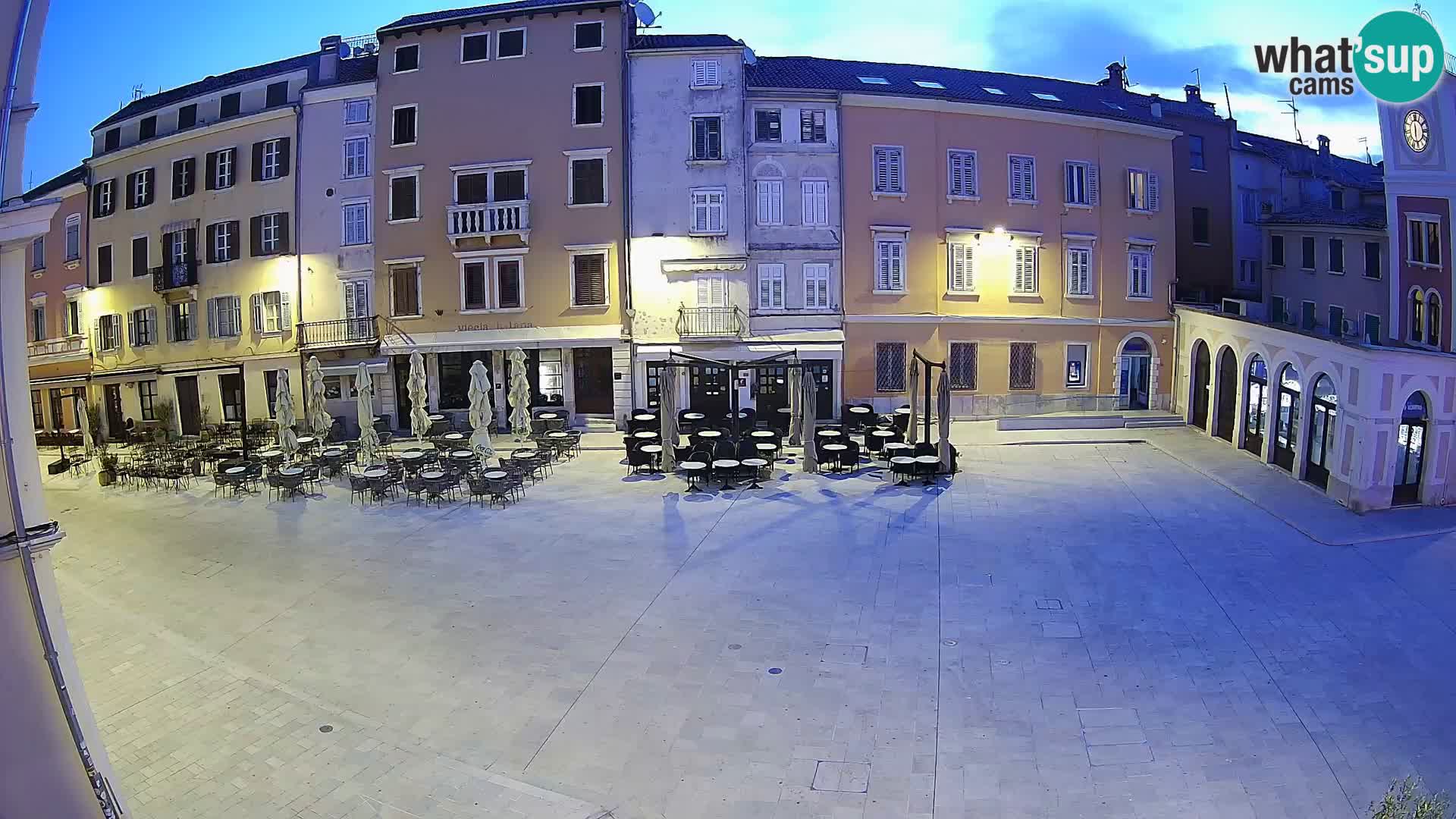 Spletna kamera Rovinj Center – Glavni trg