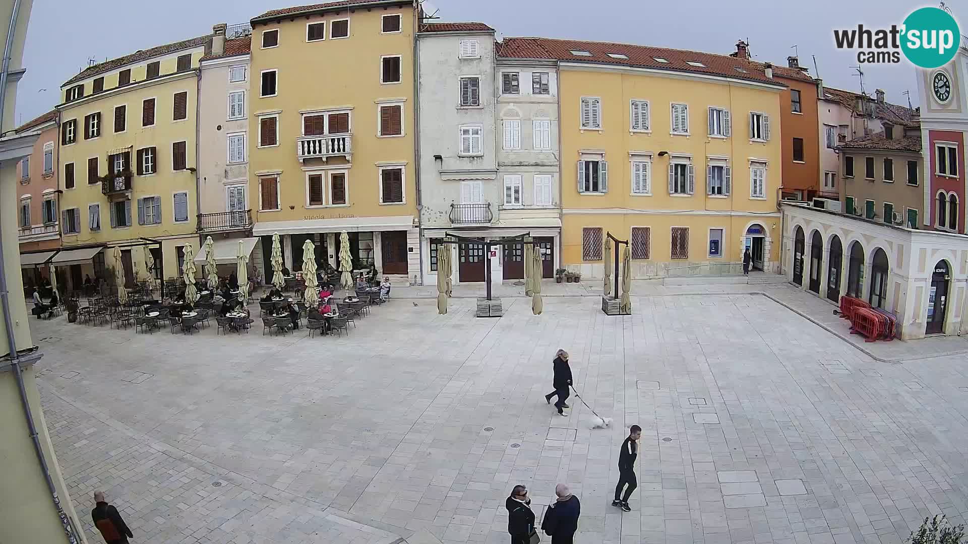 Spletna kamera Rovinj Center – Glavni trg
