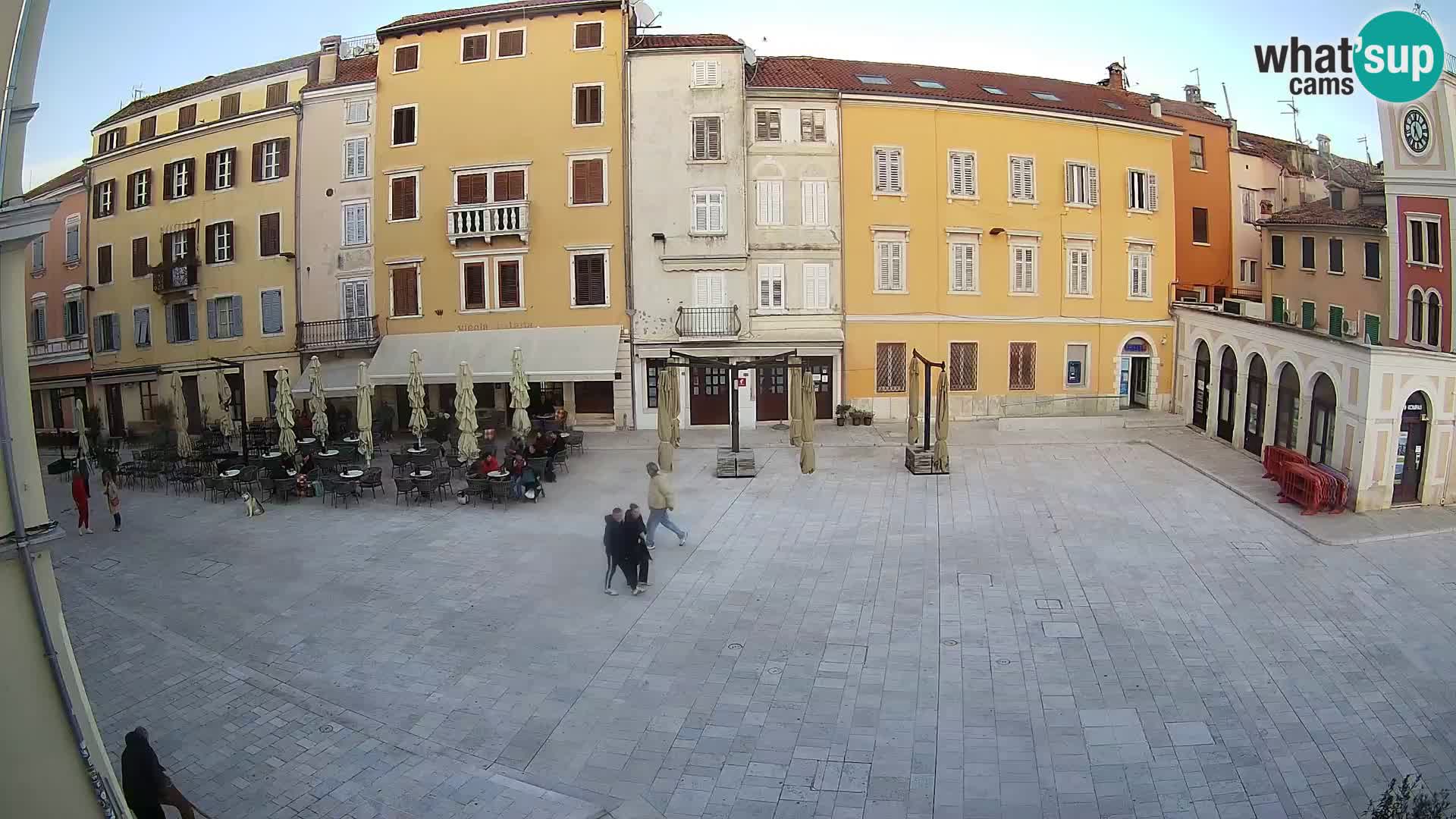 Spletna kamera Rovinj Center – Glavni trg