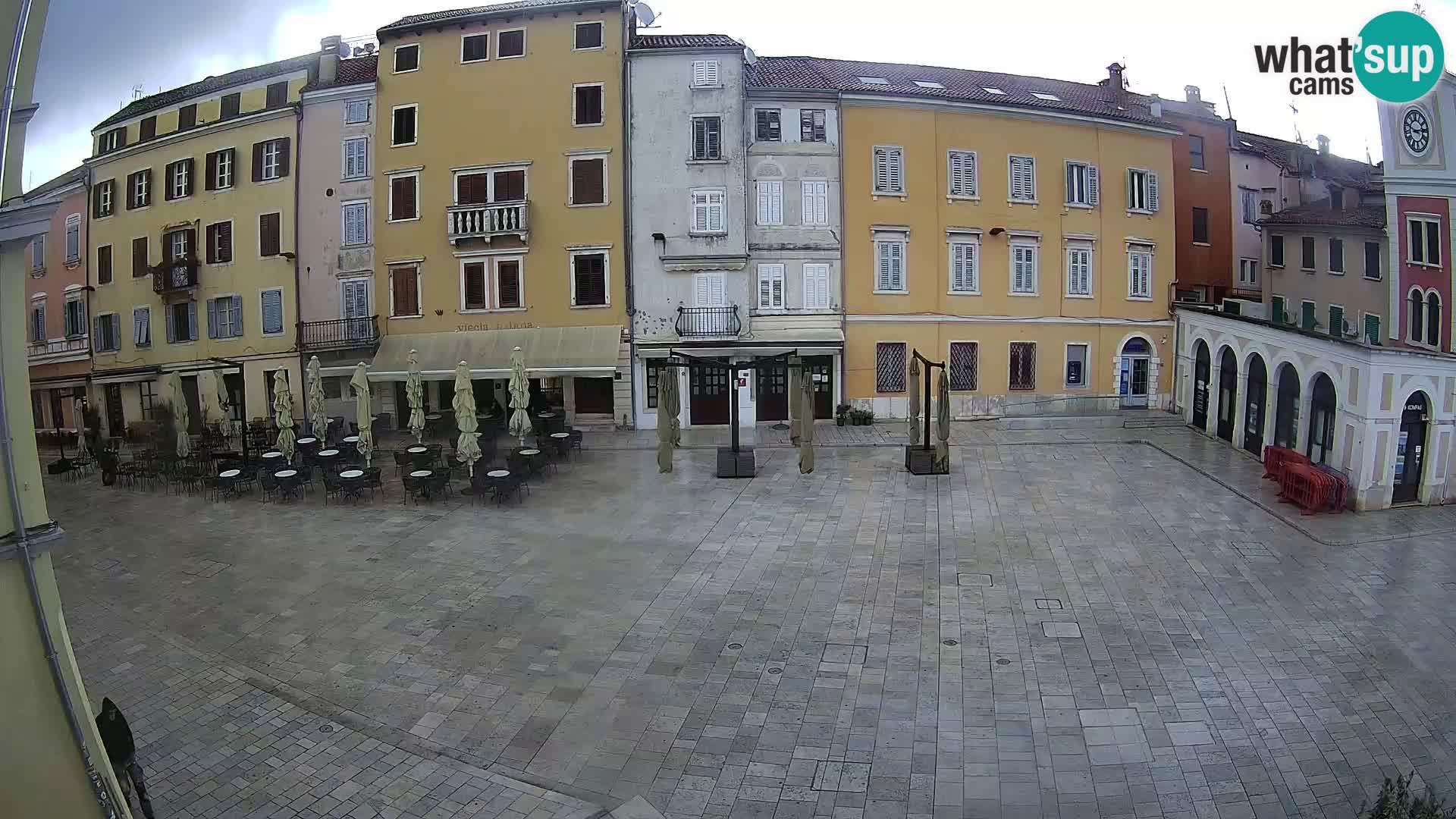 Spletna kamera Rovinj Center – Glavni trg