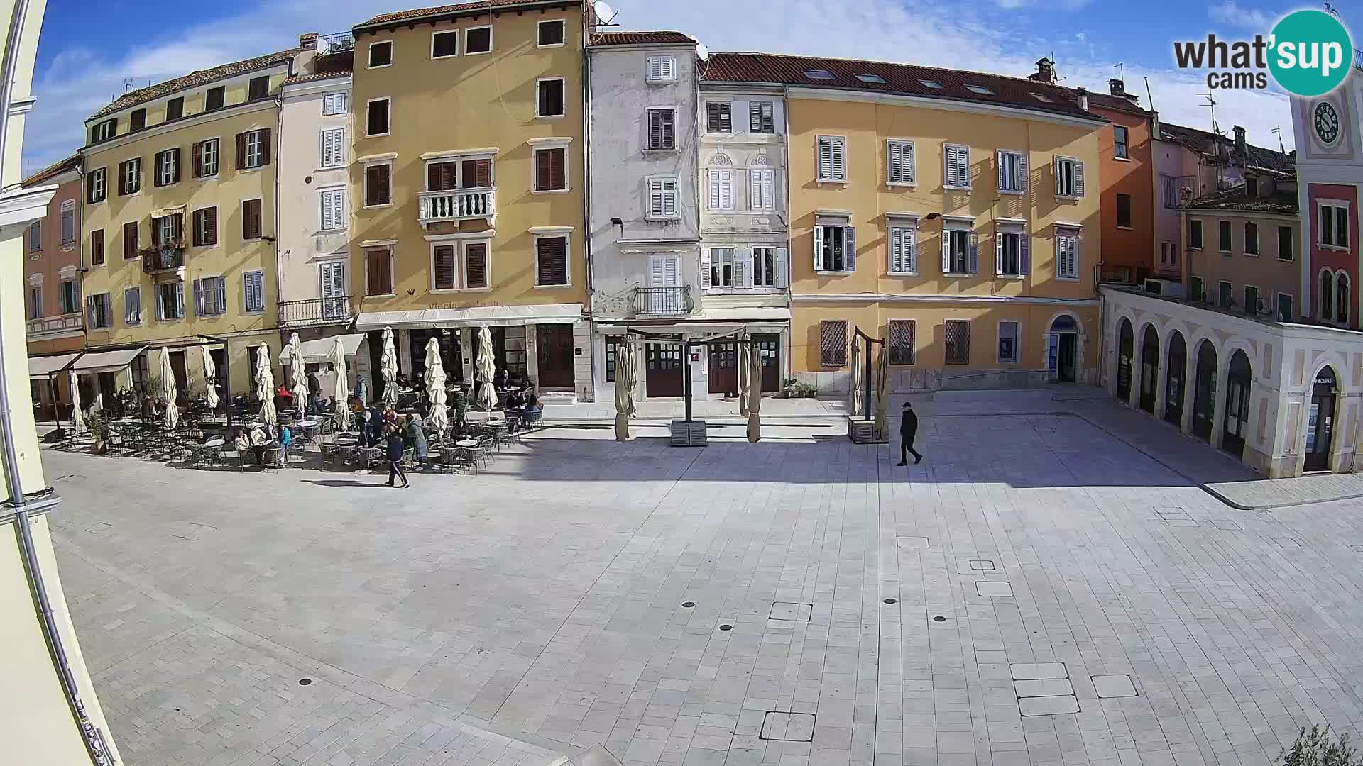 Spletna kamera Rovinj Center – Glavni trg