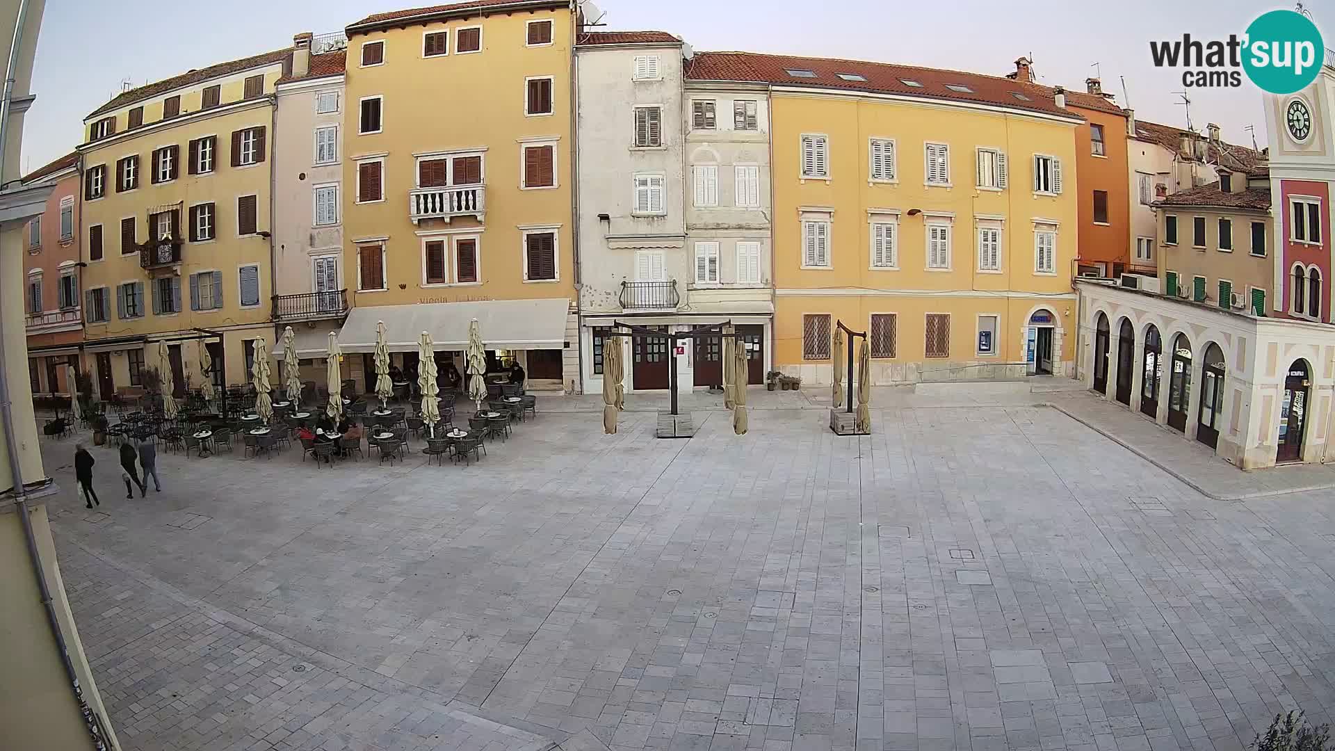 Spletna kamera Rovinj Center – Glavni trg