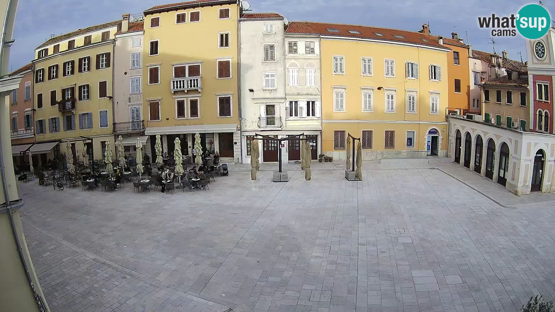 Spletna kamera Rovinj Center – Glavni trg