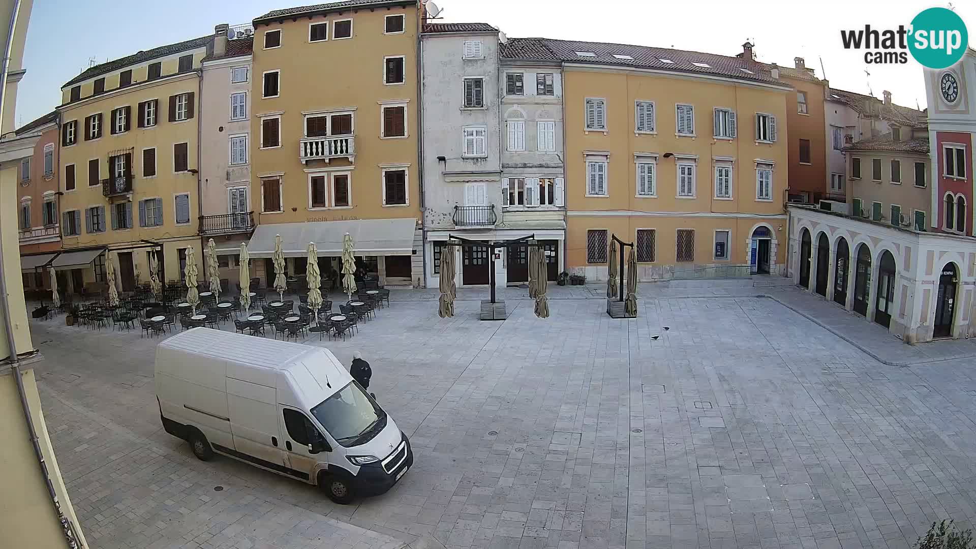 Spletna kamera Rovinj Center – Glavni trg