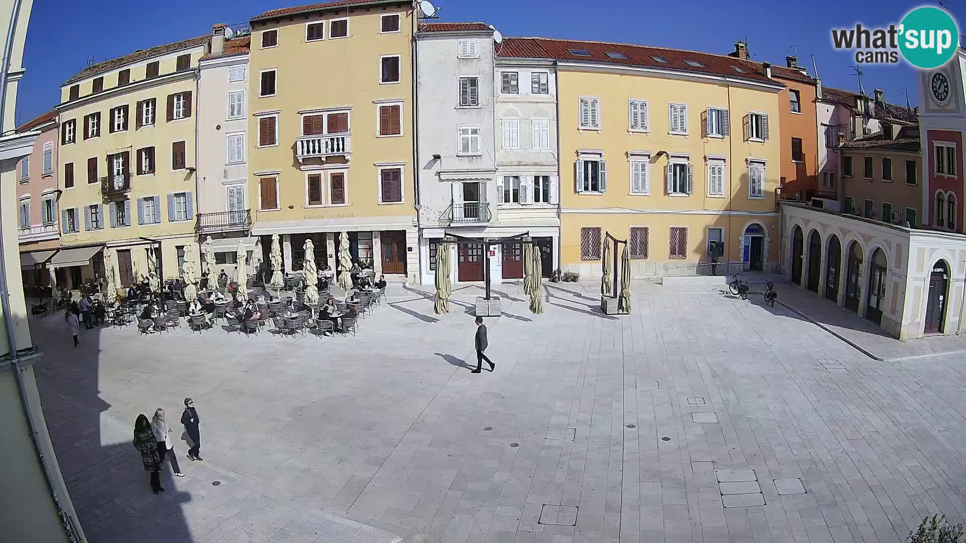 Spletna kamera Rovinj Center – Glavni trg