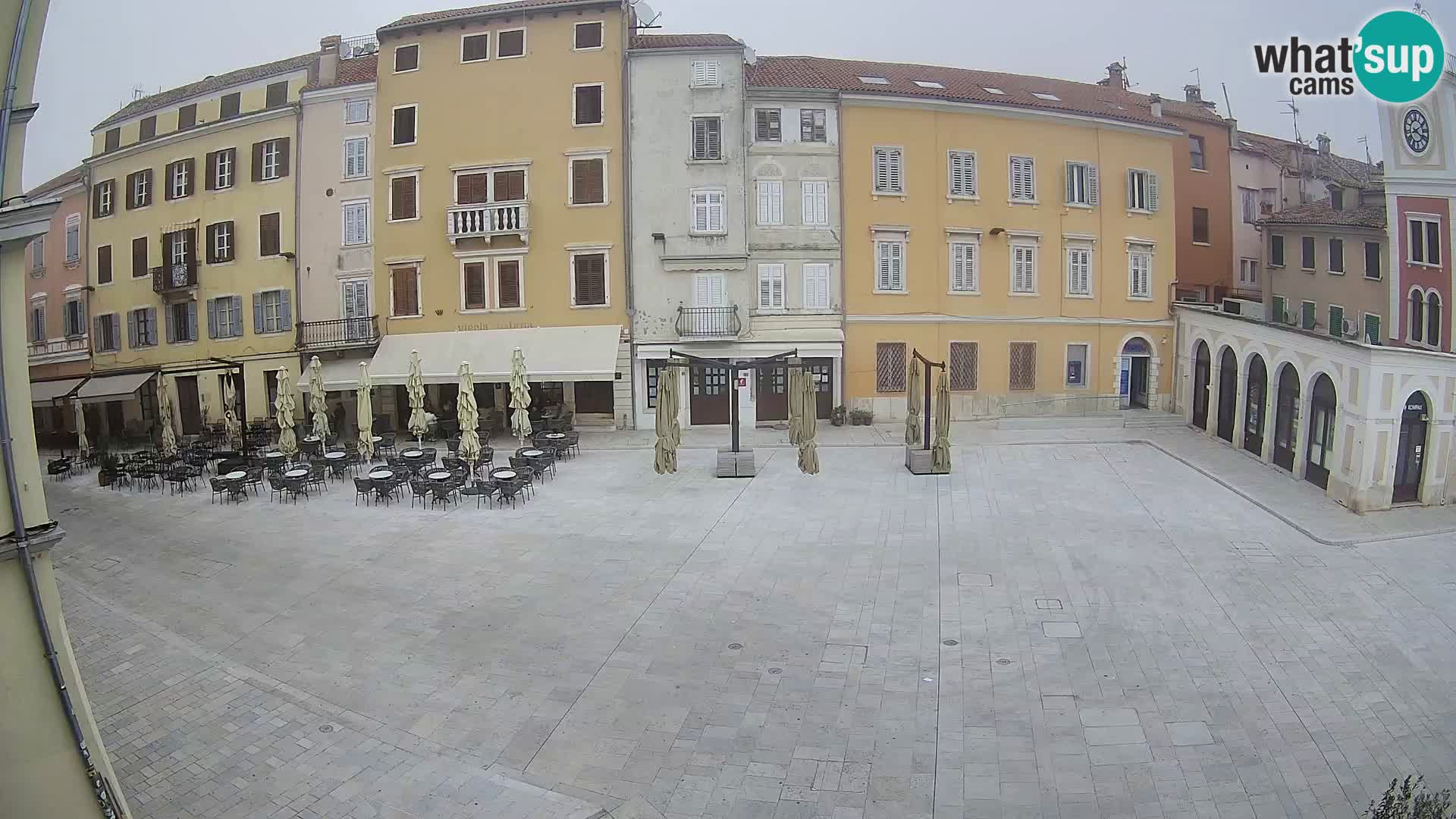 Spletna kamera Rovinj Center – Glavni trg