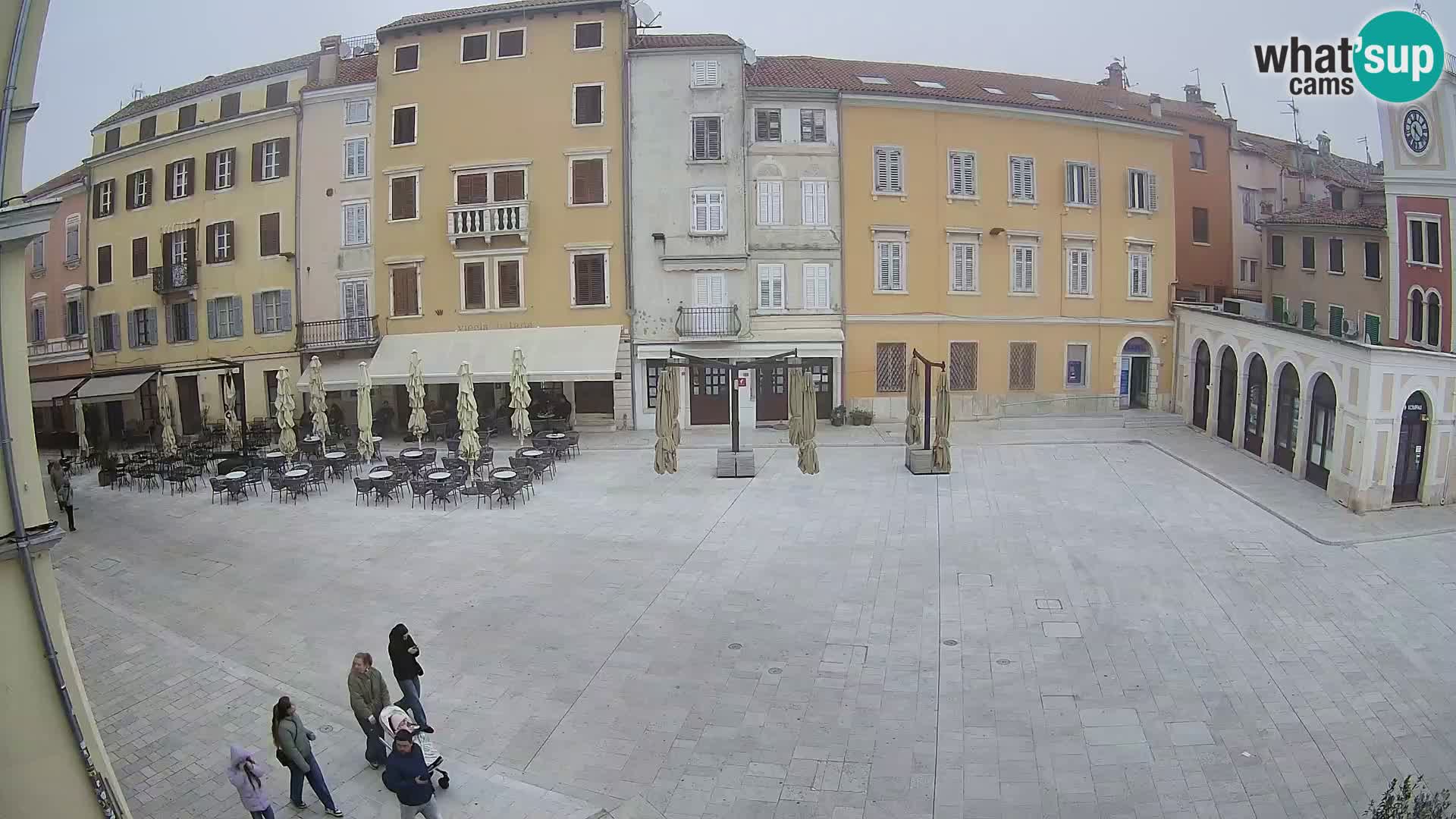 Spletna kamera Rovinj Center – Glavni trg