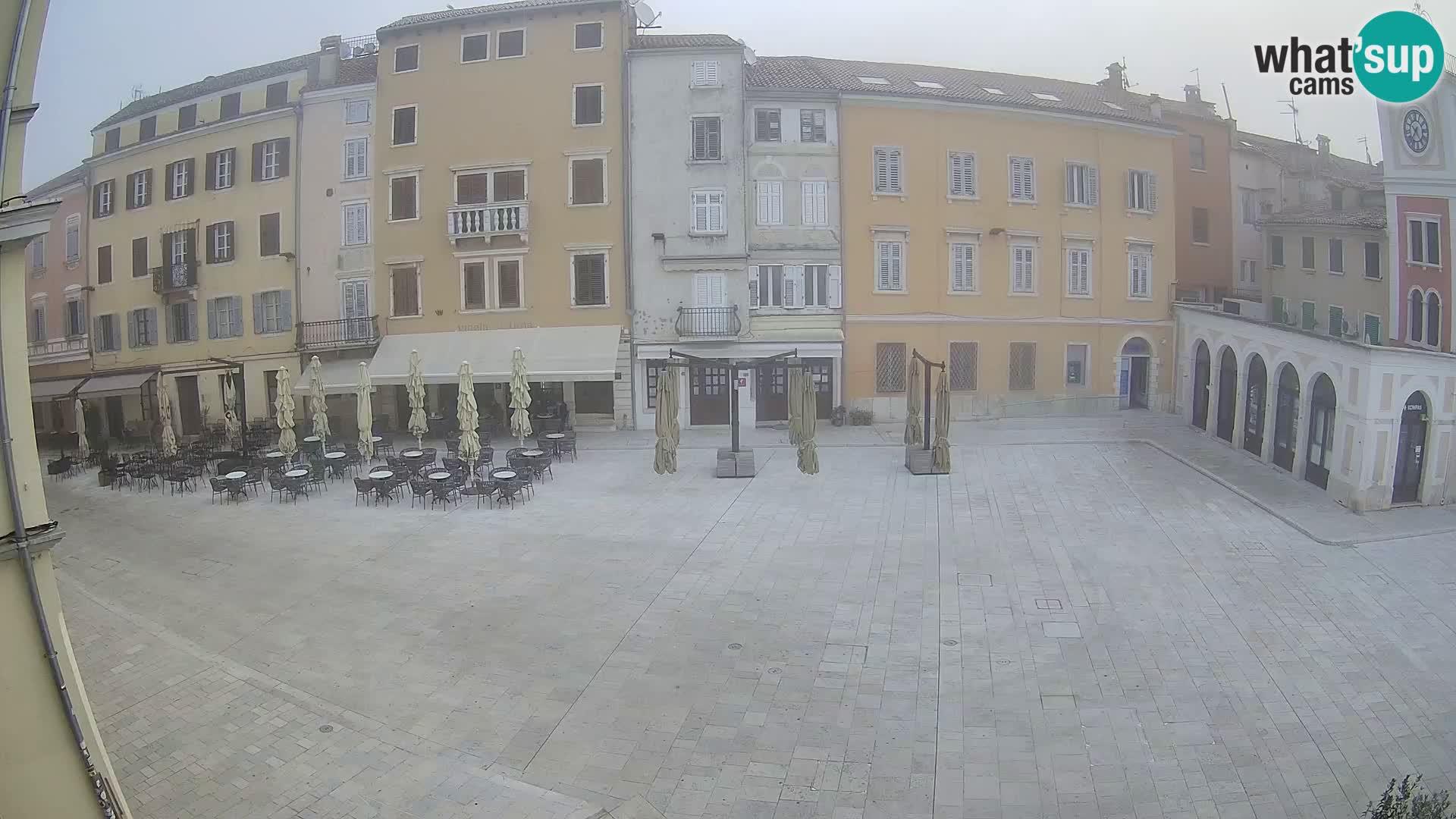 Spletna kamera Rovinj Center – Glavni trg