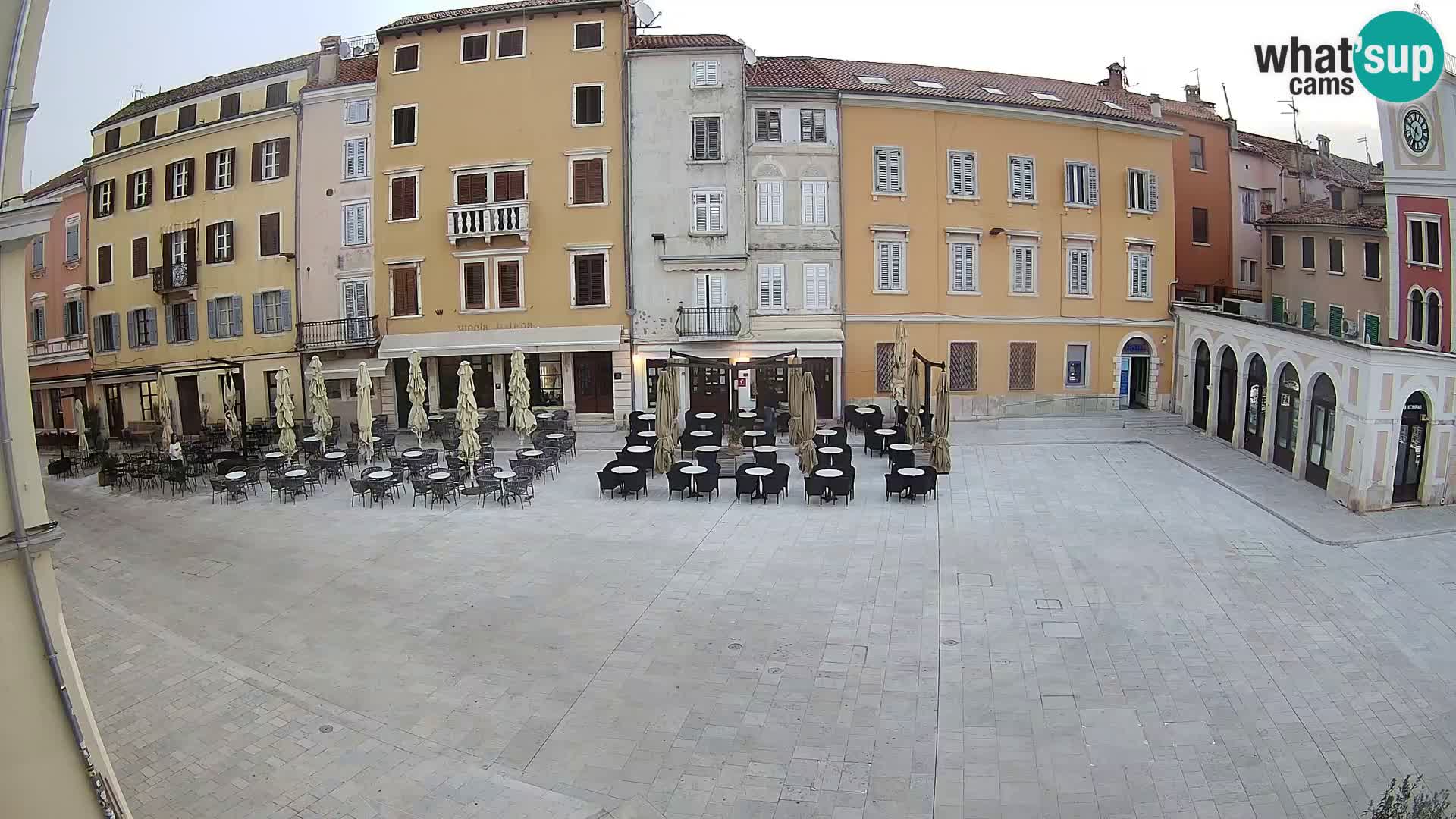 Spletna kamera Rovinj Center – Glavni trg