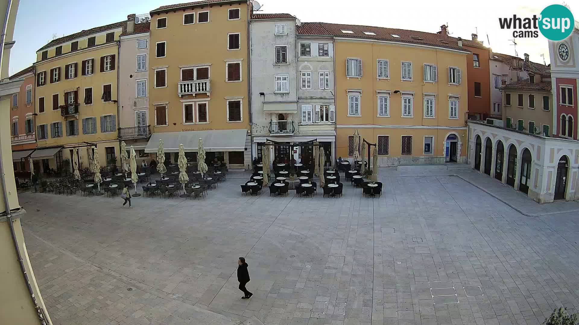 Spletna kamera Rovinj Center – Glavni trg