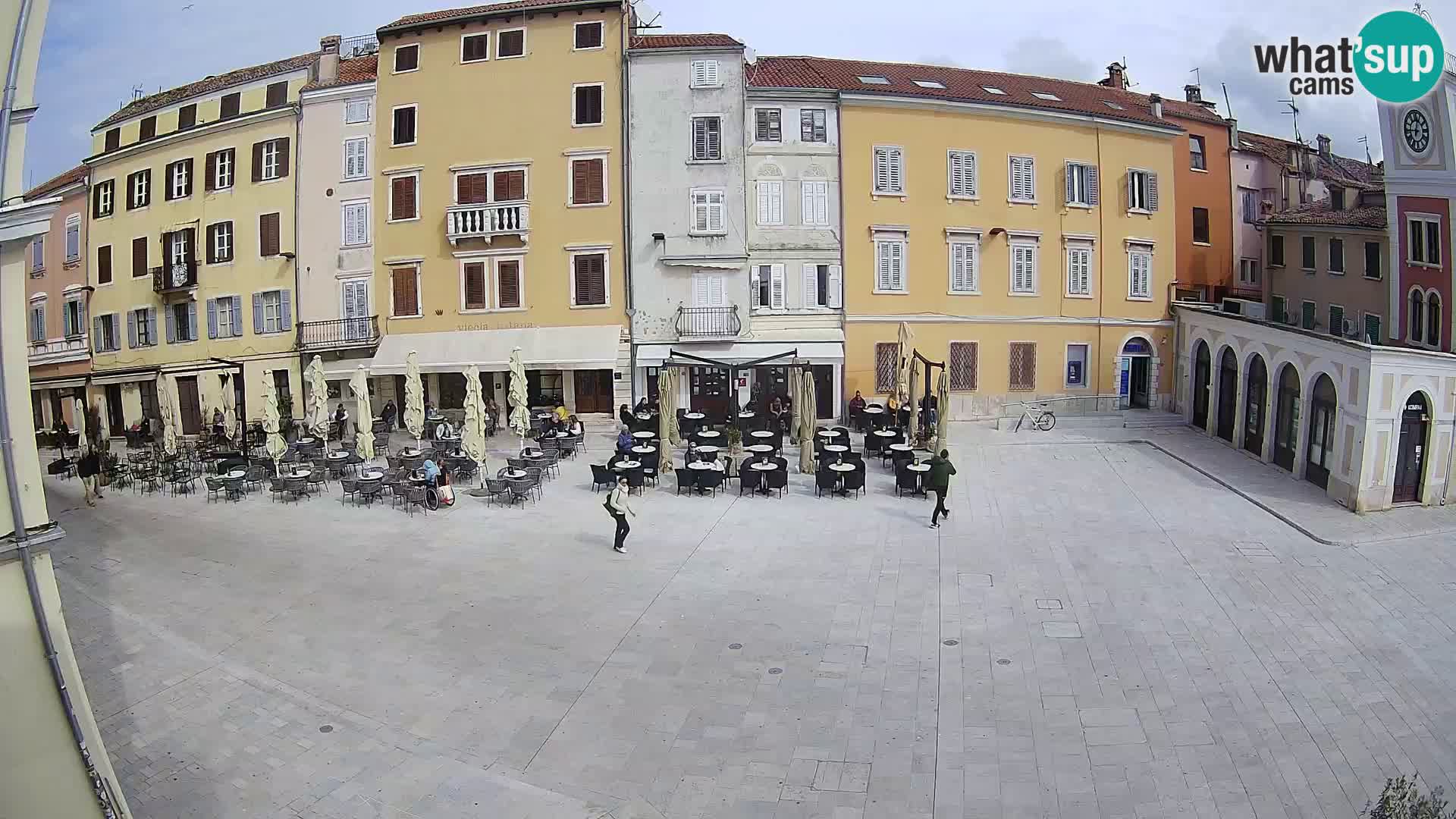 Spletna kamera Rovinj Center – Glavni trg