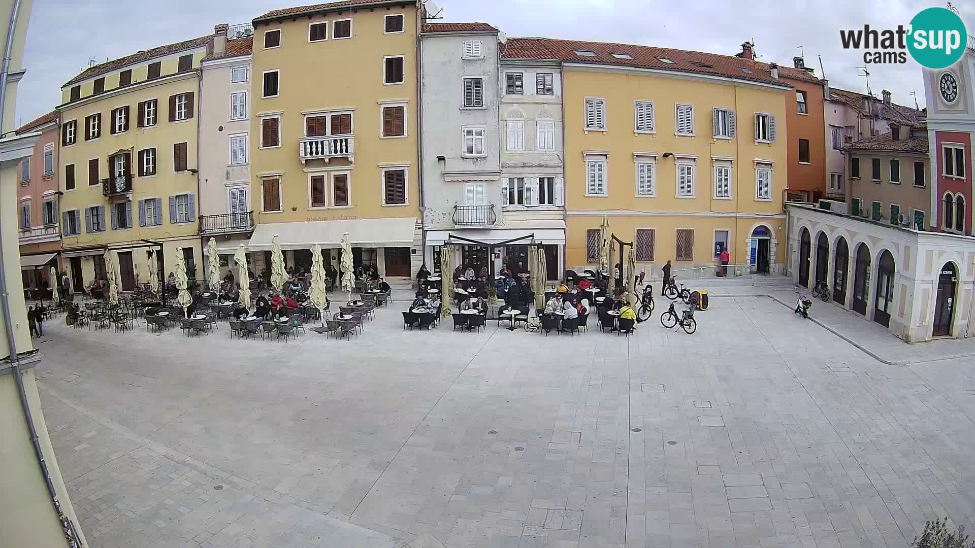 Spletna kamera Rovinj Center – Glavni trg