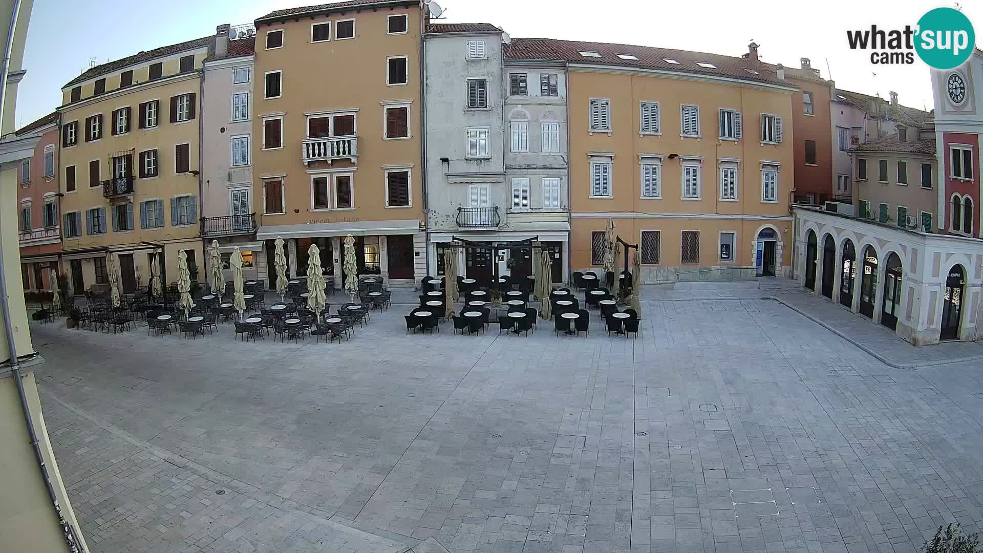Spletna kamera Rovinj Center – Glavni trg