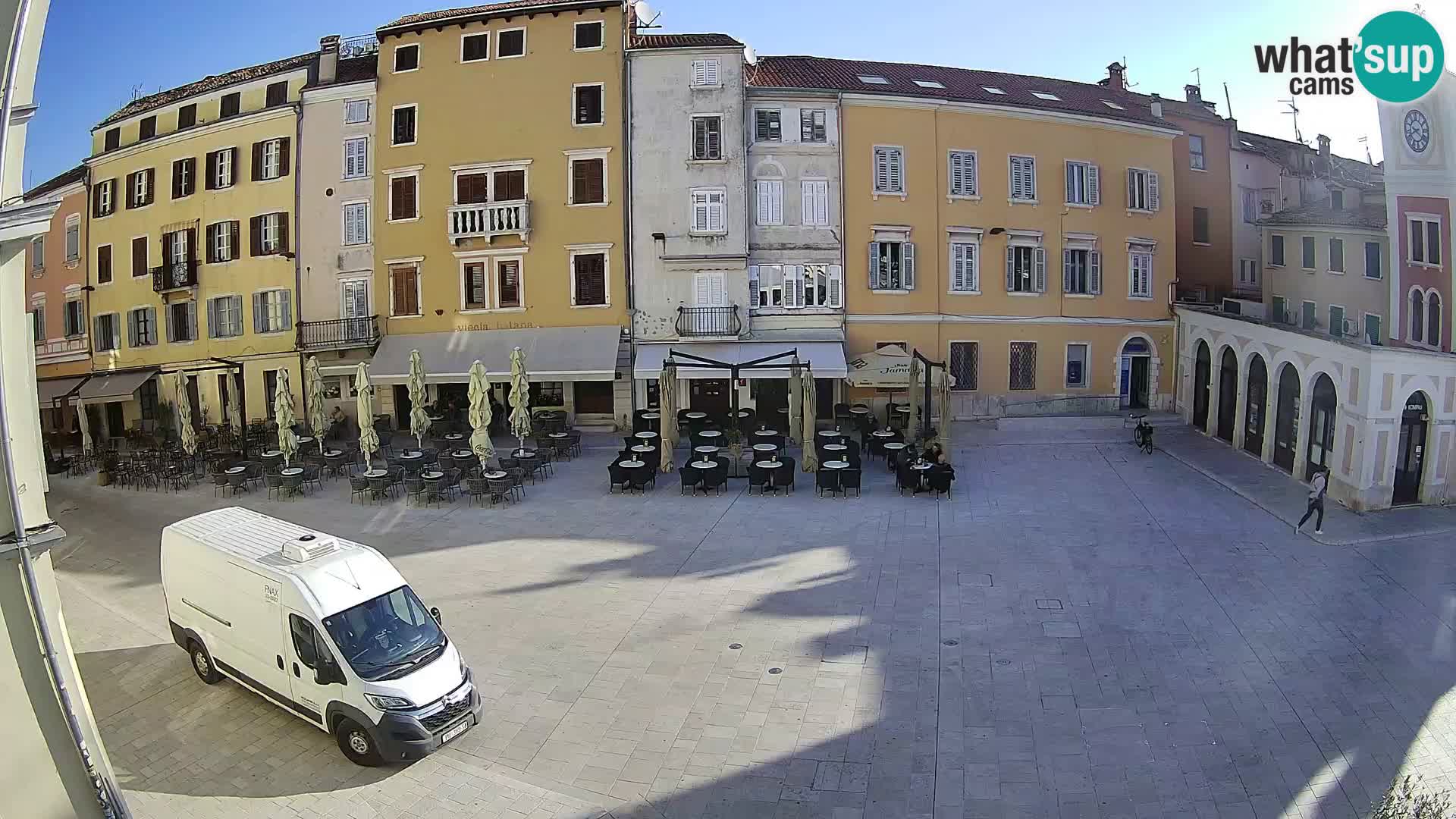 Spletna kamera Rovinj Center – Glavni trg