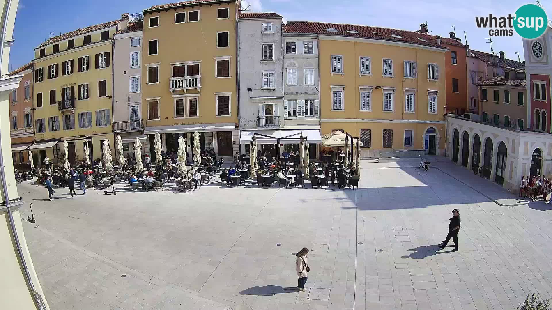 Spletna kamera Rovinj Center – Glavni trg