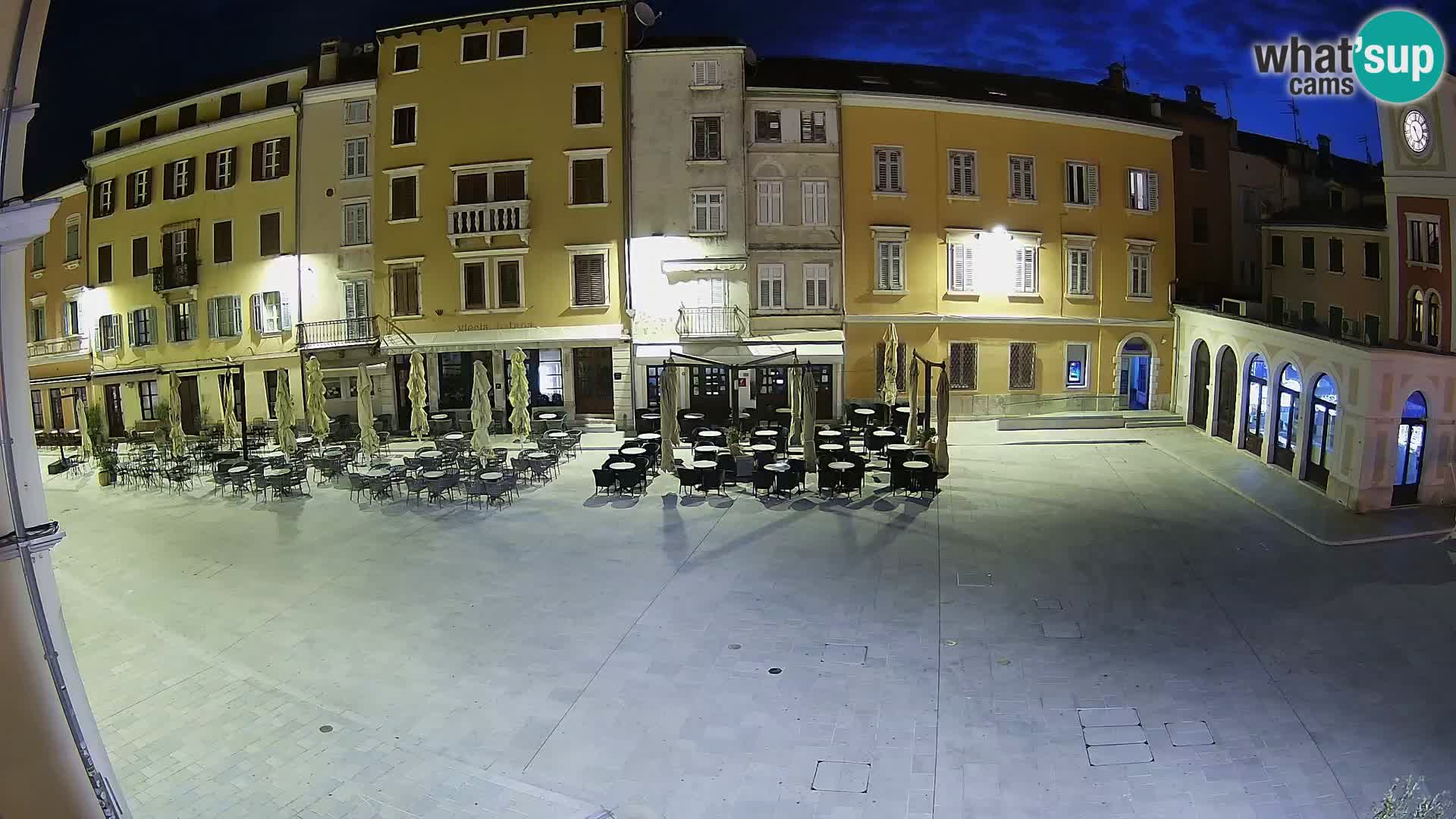 Spletna kamera Rovinj Center – Glavni trg