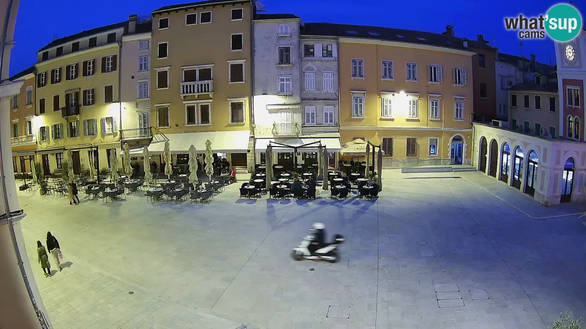 Spletna kamera Rovinj Center – Glavni trg