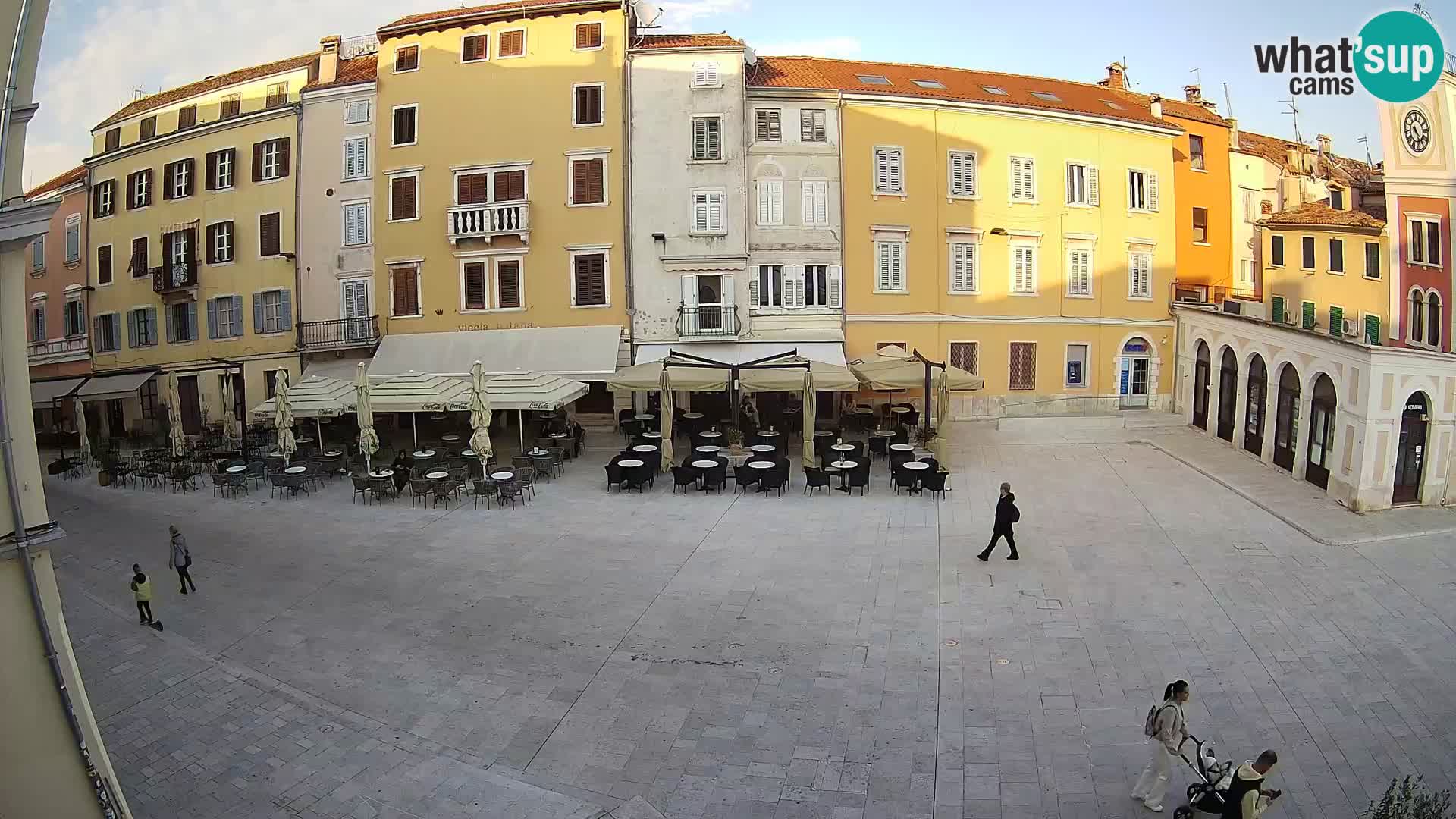 Spletna kamera Rovinj Center – Glavni trg