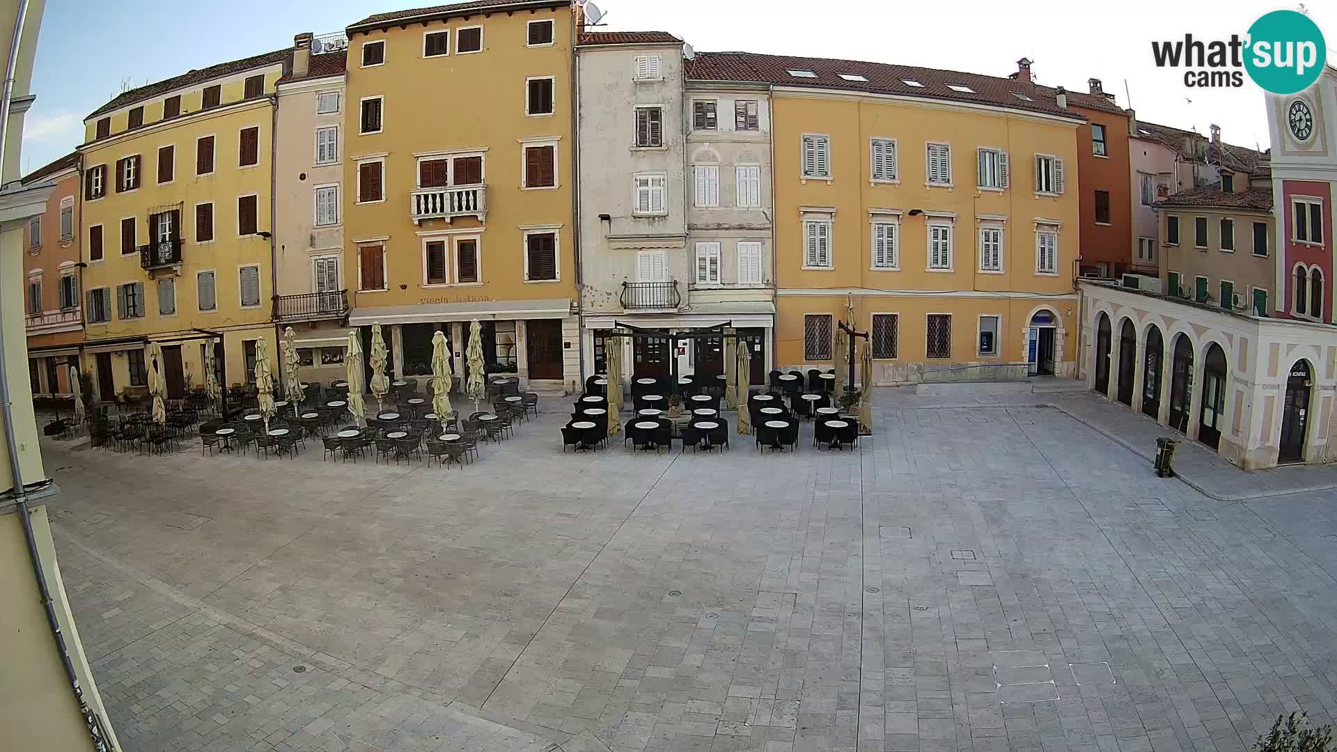 Spletna kamera Rovinj Center – Glavni trg