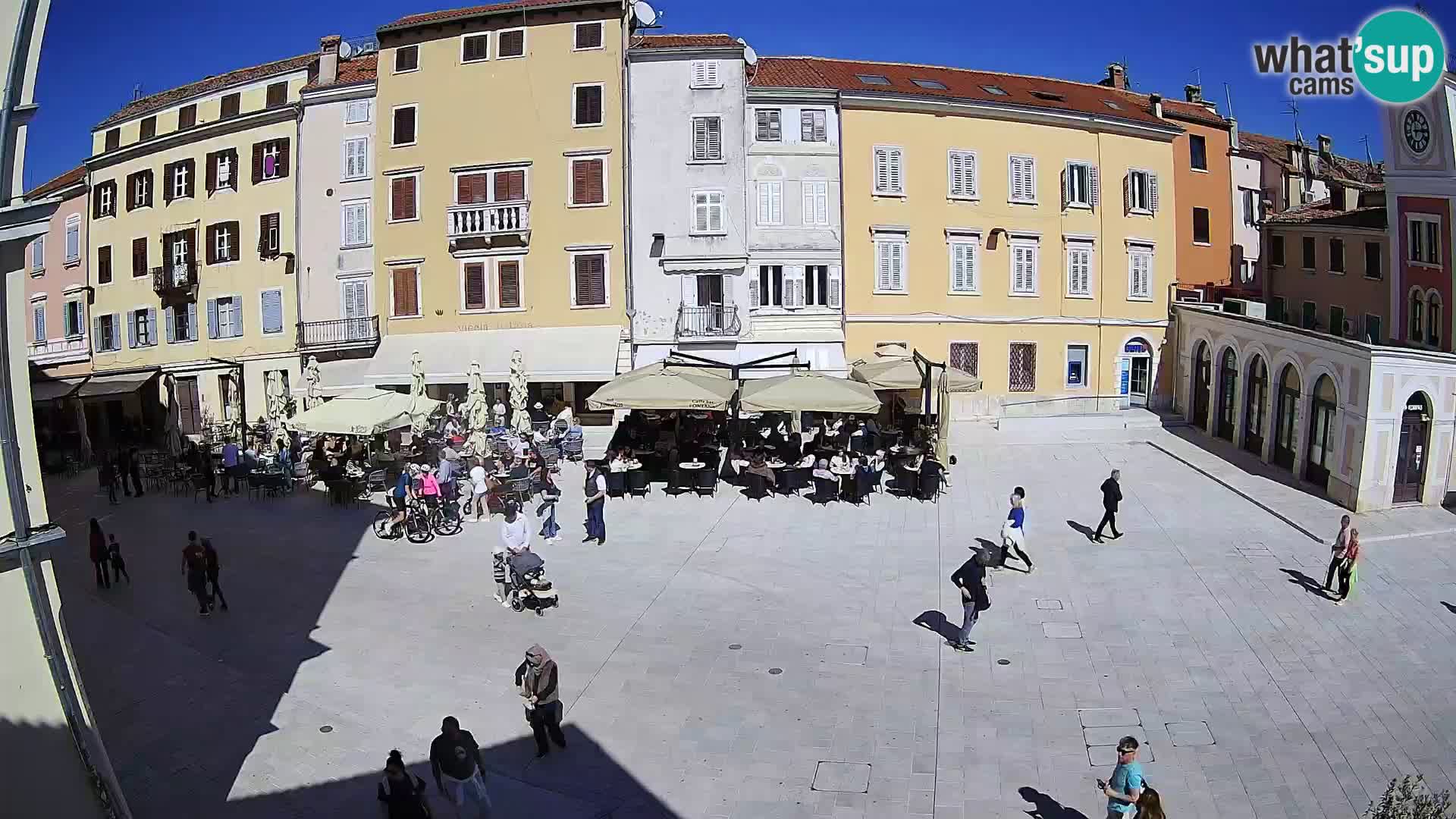 Spletna kamera Rovinj Center – Glavni trg