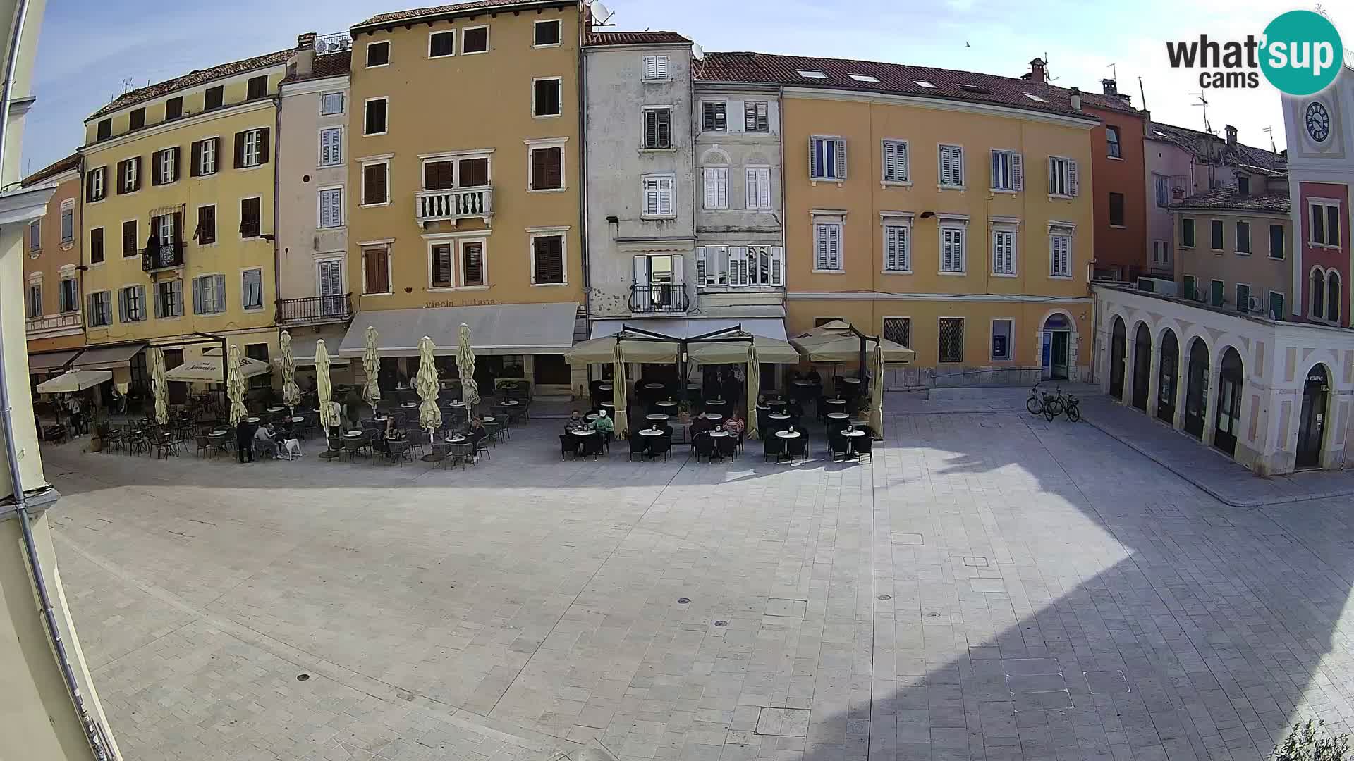 Spletna kamera Rovinj Center – Glavni trg