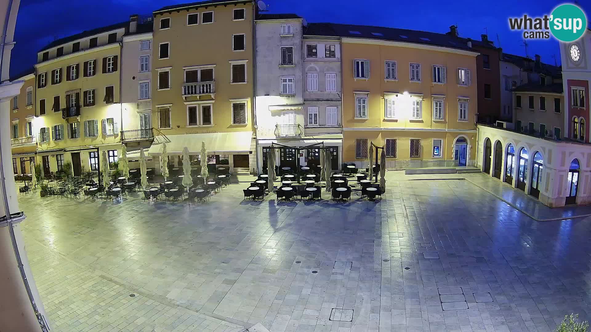 Spletna kamera Rovinj Center – Glavni trg