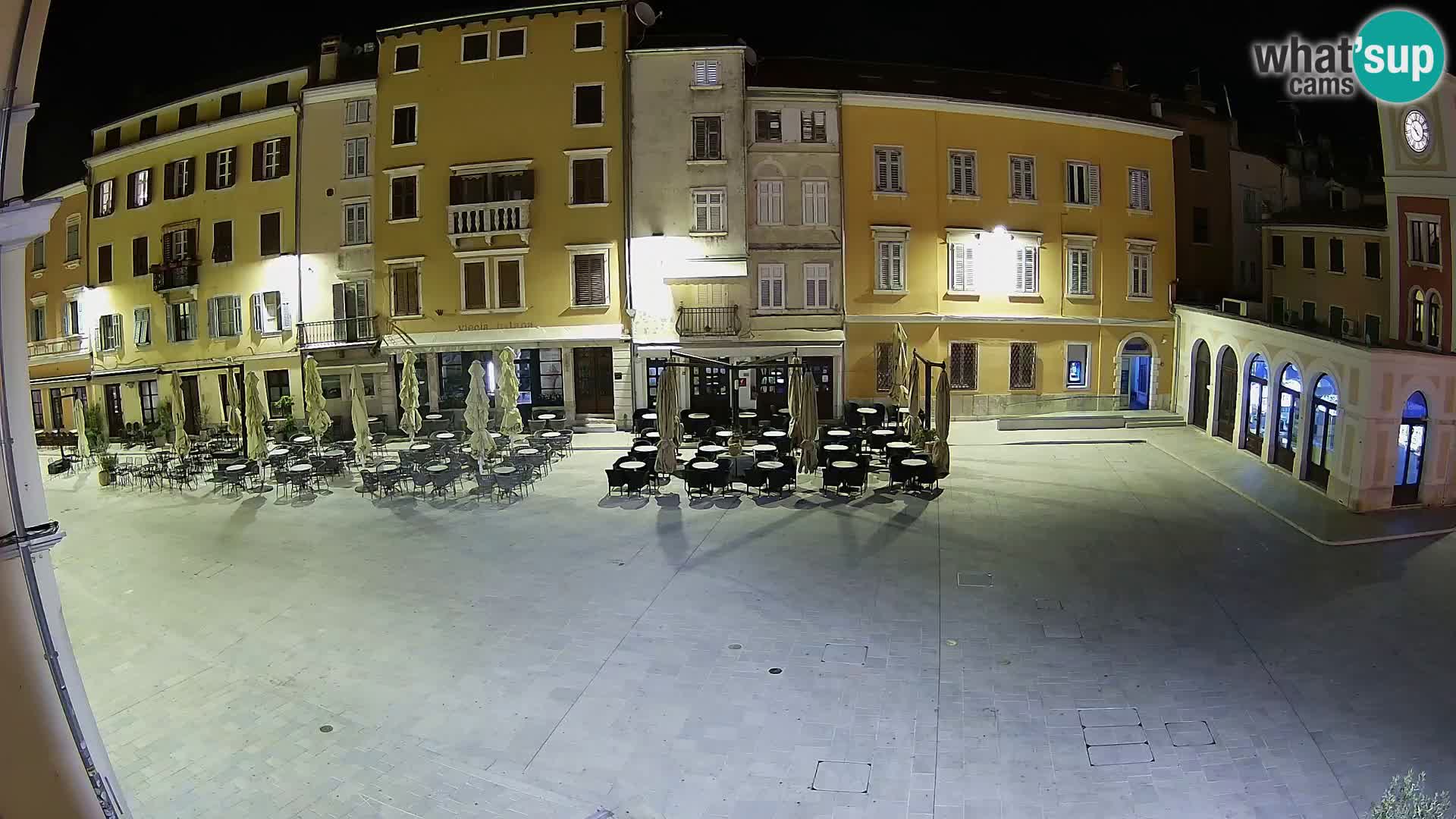 Spletna kamera Rovinj Center – Glavni trg