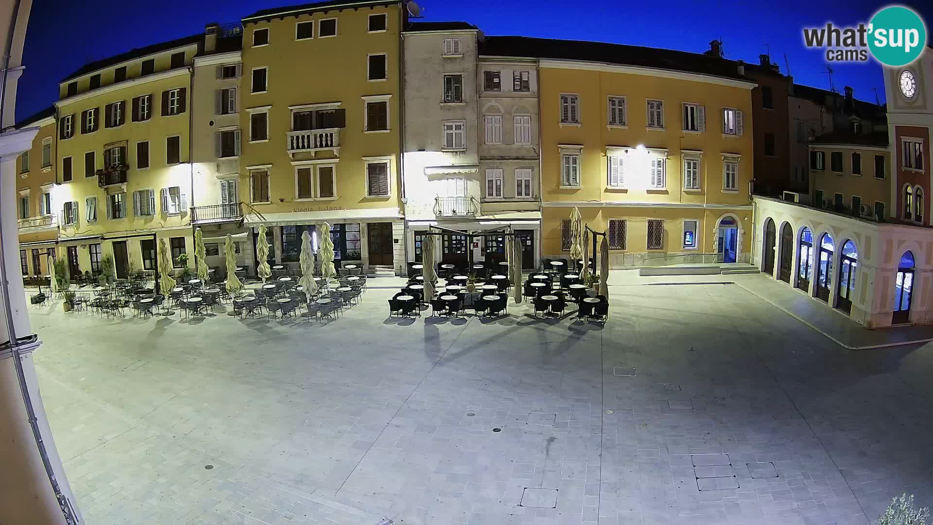 Spletna kamera Rovinj Center – Glavni trg