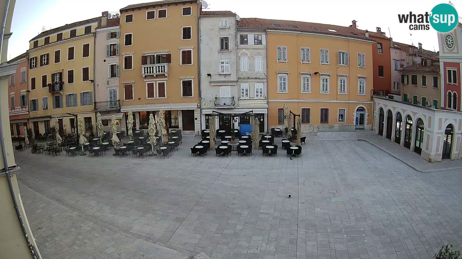 Spletna kamera Rovinj Center – Glavni trg