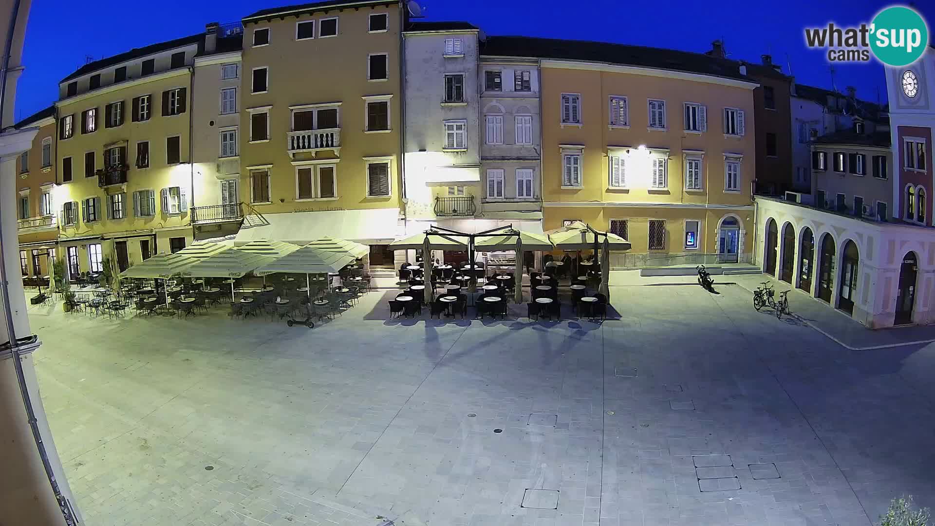 Spletna kamera Rovinj Center – Glavni trg