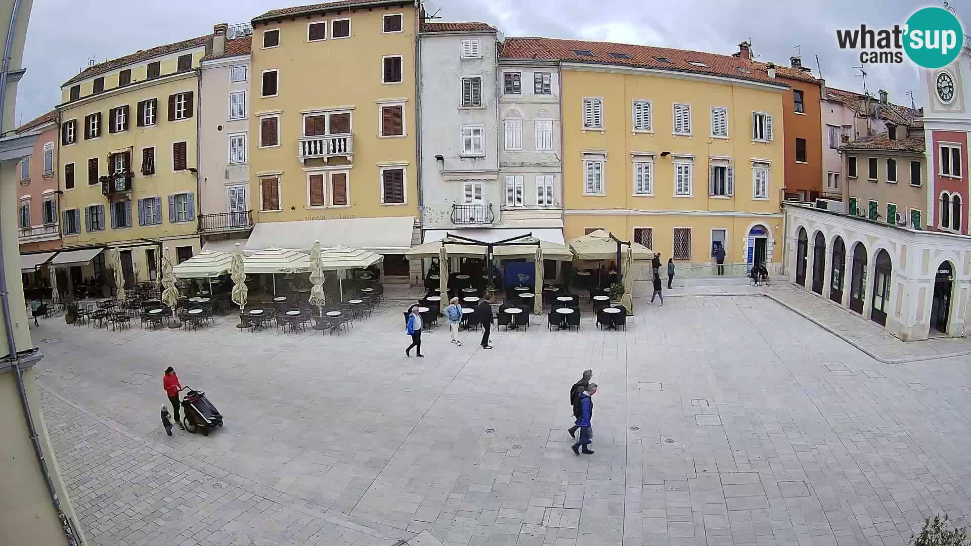 Spletna kamera Rovinj Center – Glavni trg